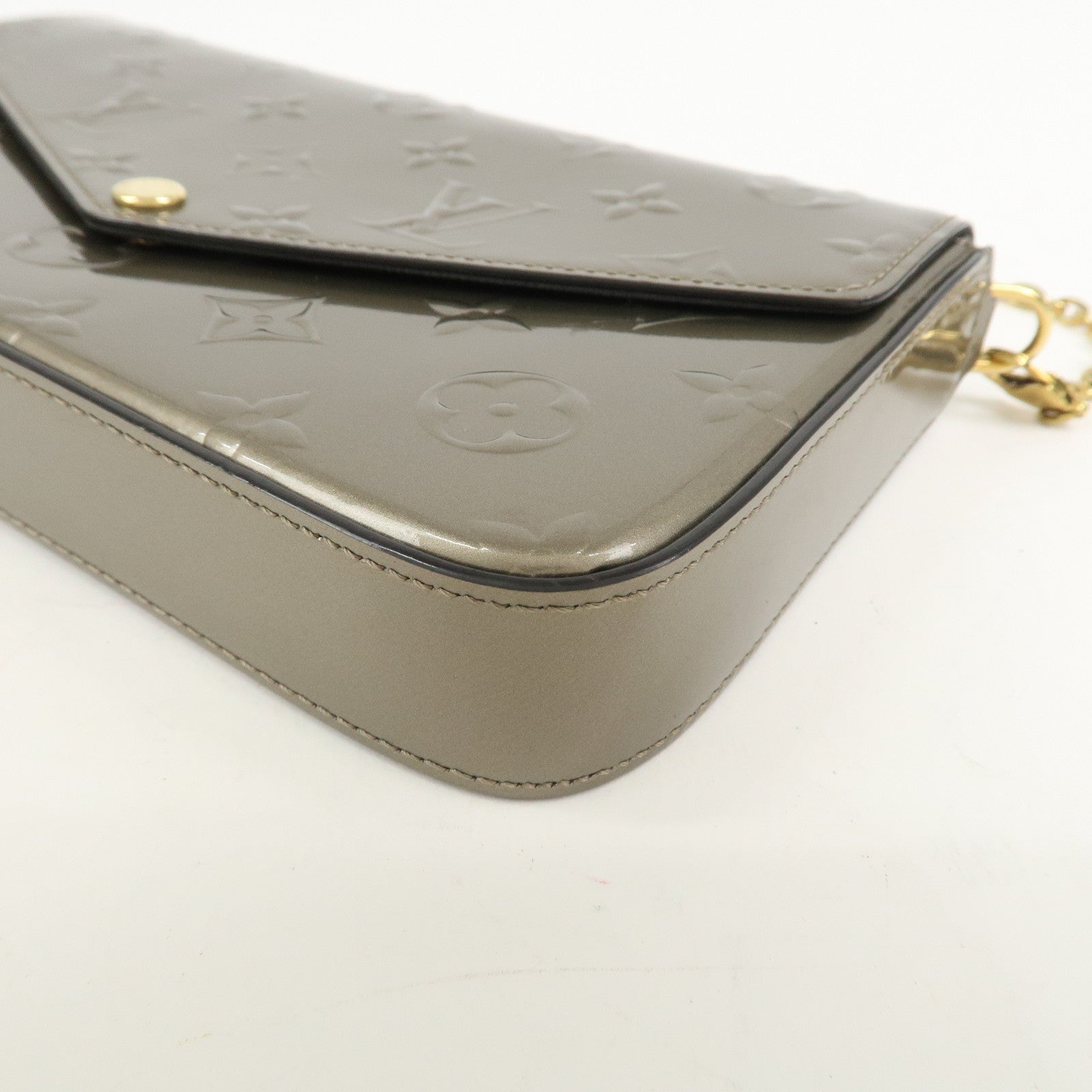 Louis Vuitton Monogram Vernis Leather Pochette Felicie M68648