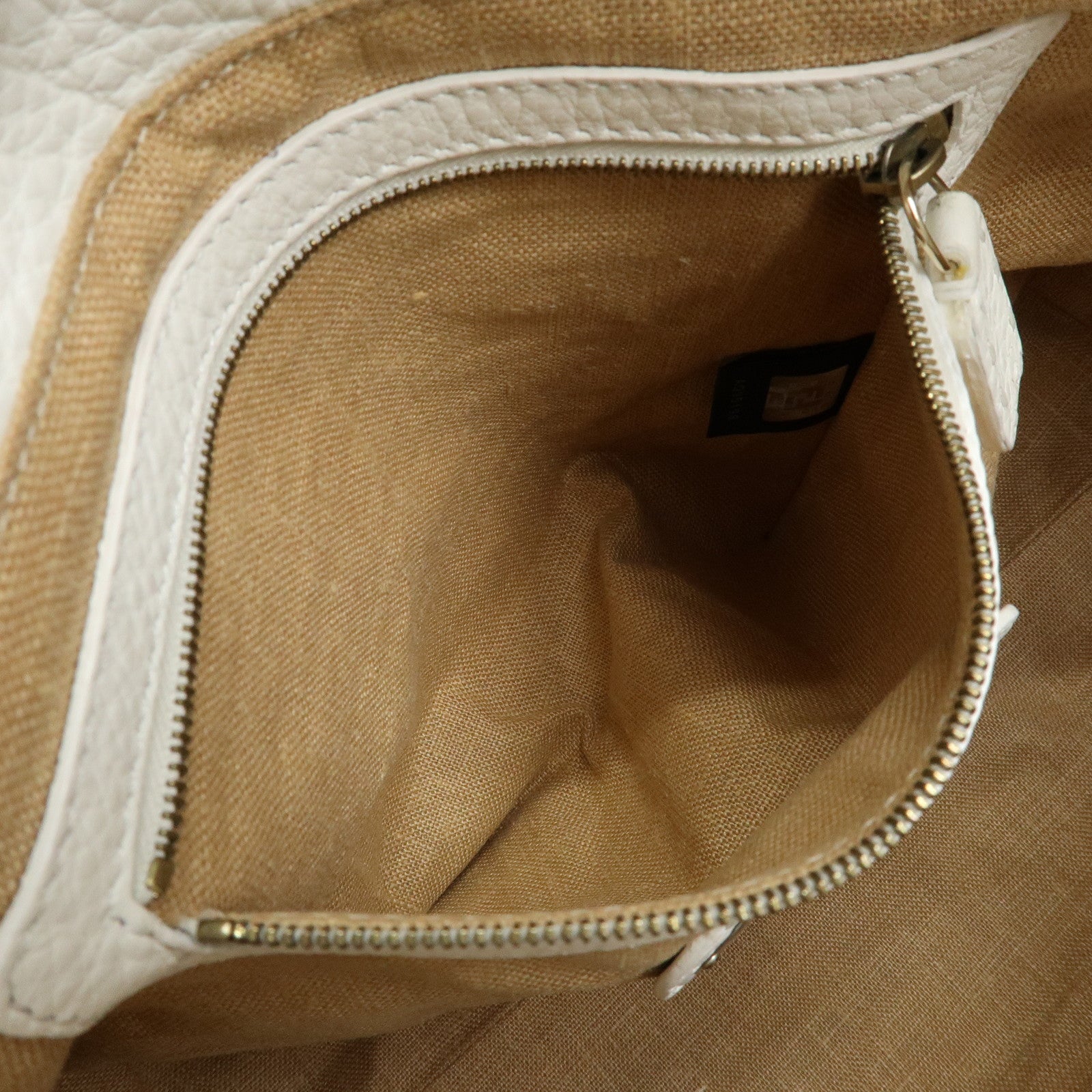 FENDI Selleria Villa Borghese Leather Hand Tote Bag White 8BN155