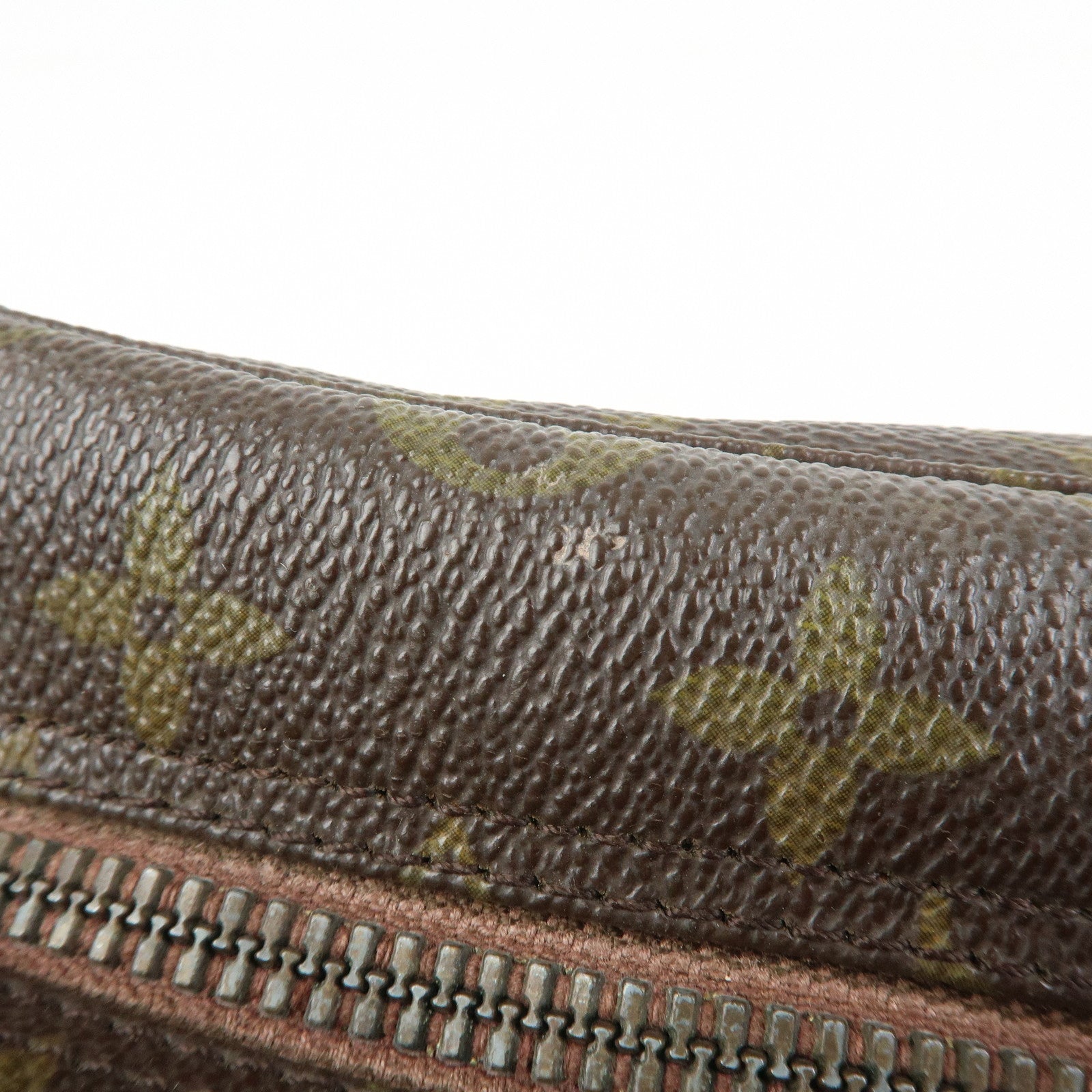 Louis Vuitton Monogram Trousse Toilette 28 Pouch Brown M47522