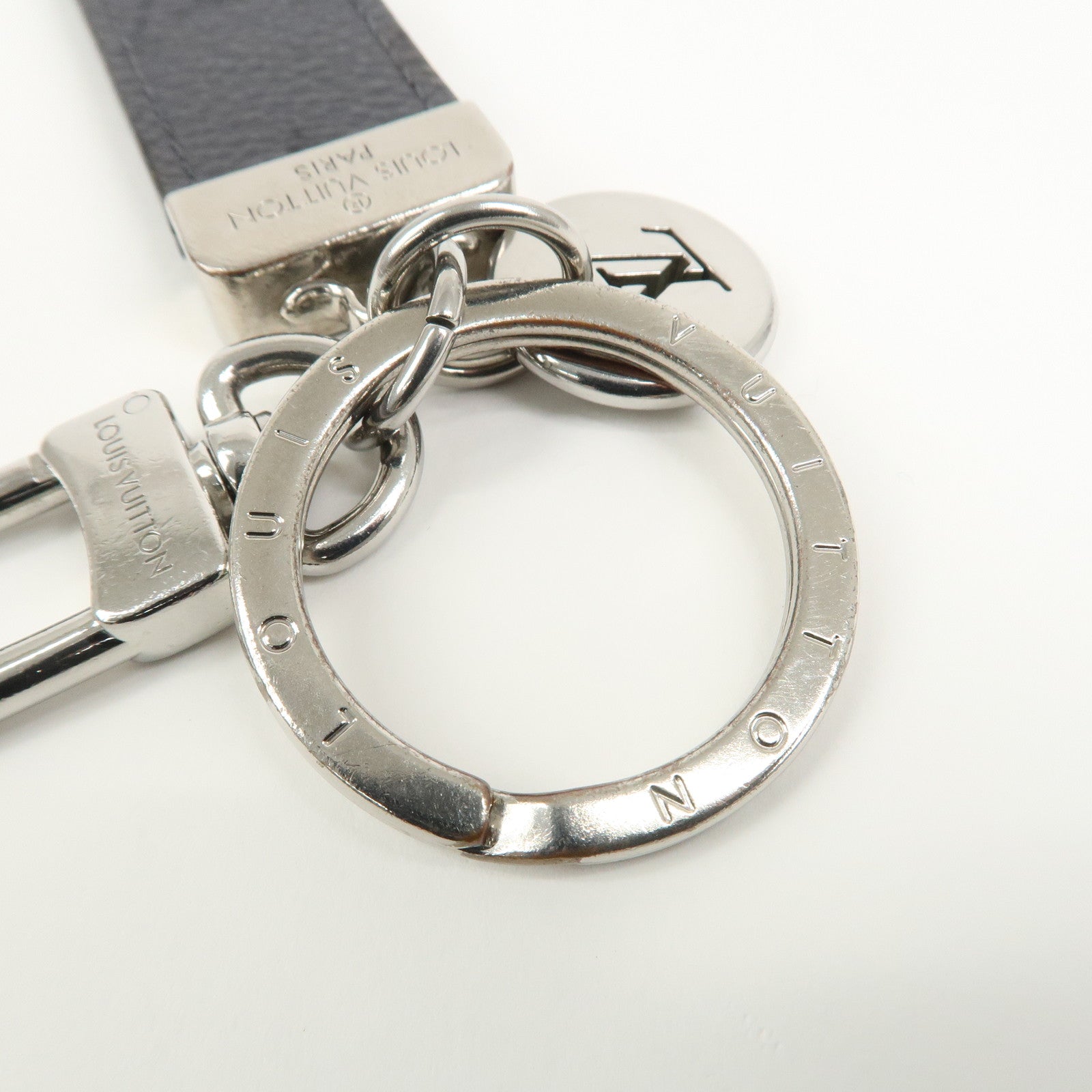 Louis Vuitton Monogram Eclipse Reverse Neo LV Club Bag Charm M01526