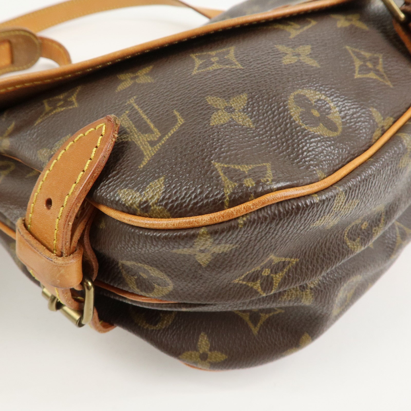Louis Vuitton Monogram Saumur 30 Shoulder Bag Brown M42256