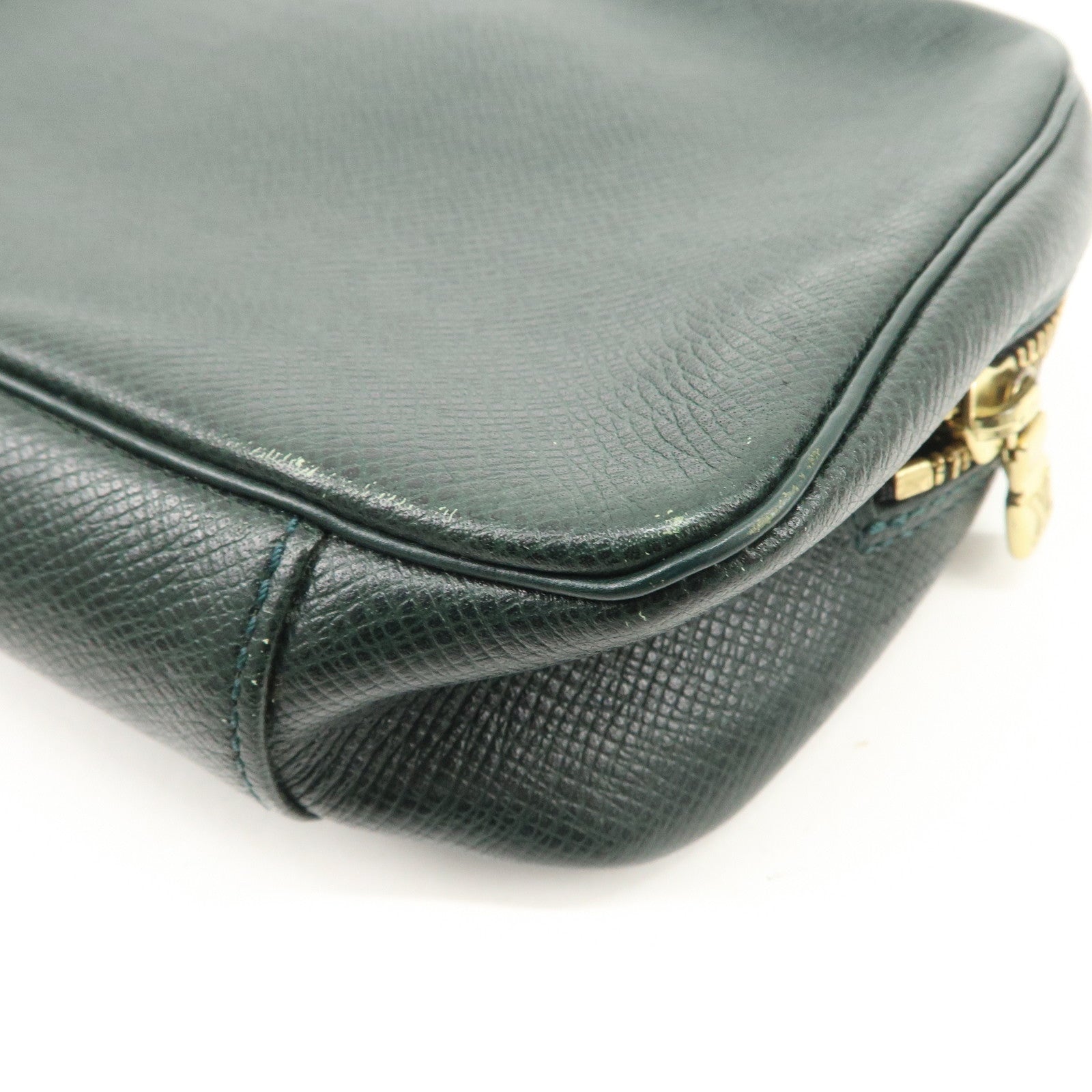 Louis Vuitton Set of 2 Taiga Leather Pouch Epicea M30214 M30304 Used