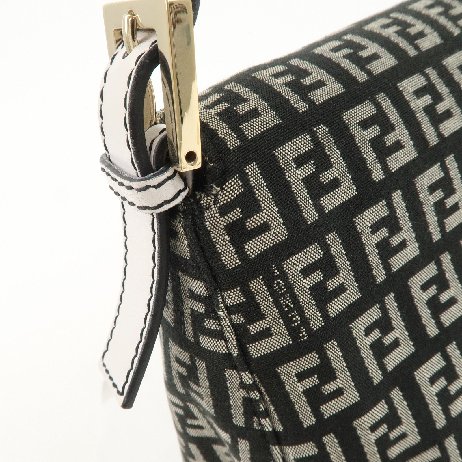 FENDI Mamma Baguette Zucchino Leather Canvas Shoulder Bag 8BR001 Used