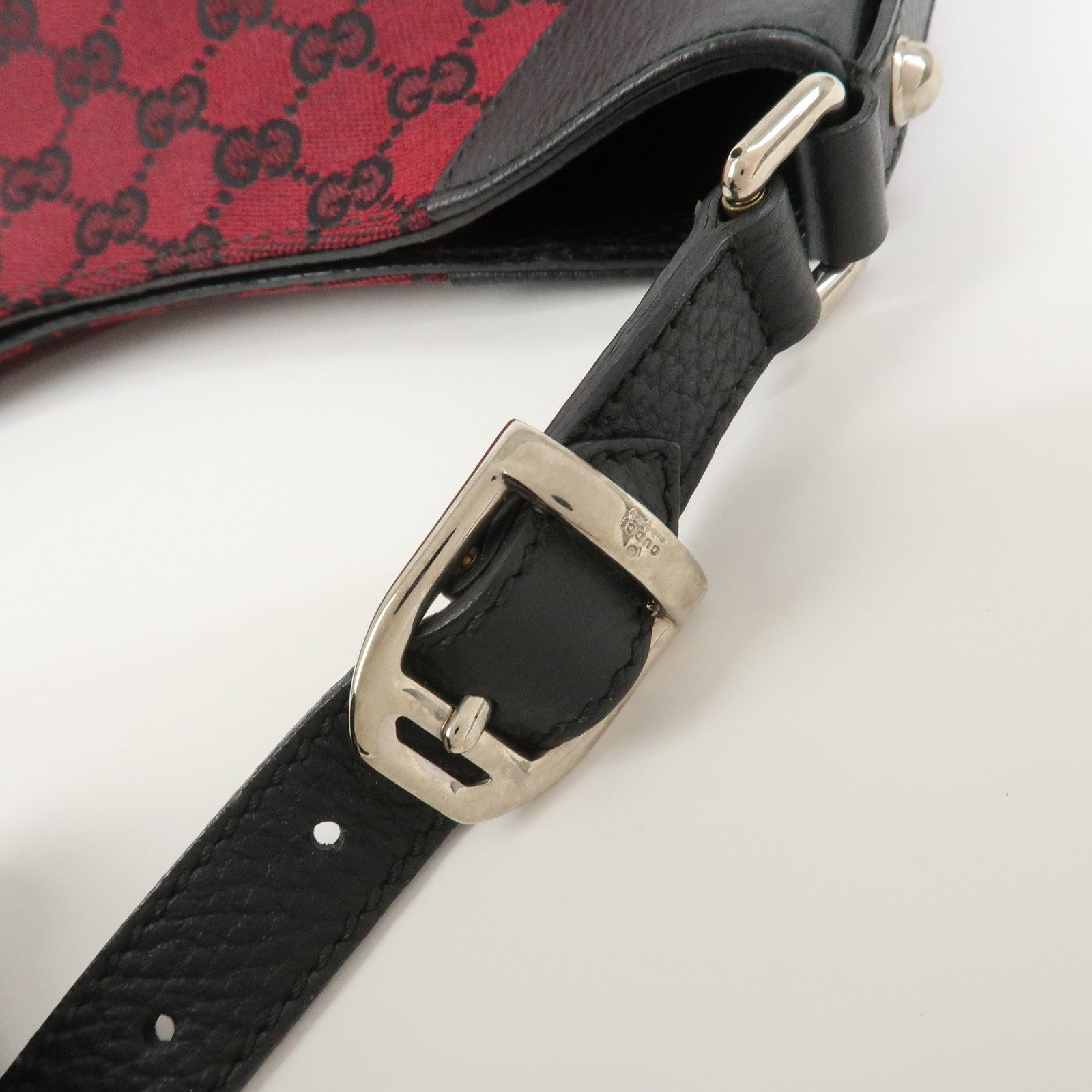 GUCCI GG Canvas Leather Shoulder Bag Red Black 272389