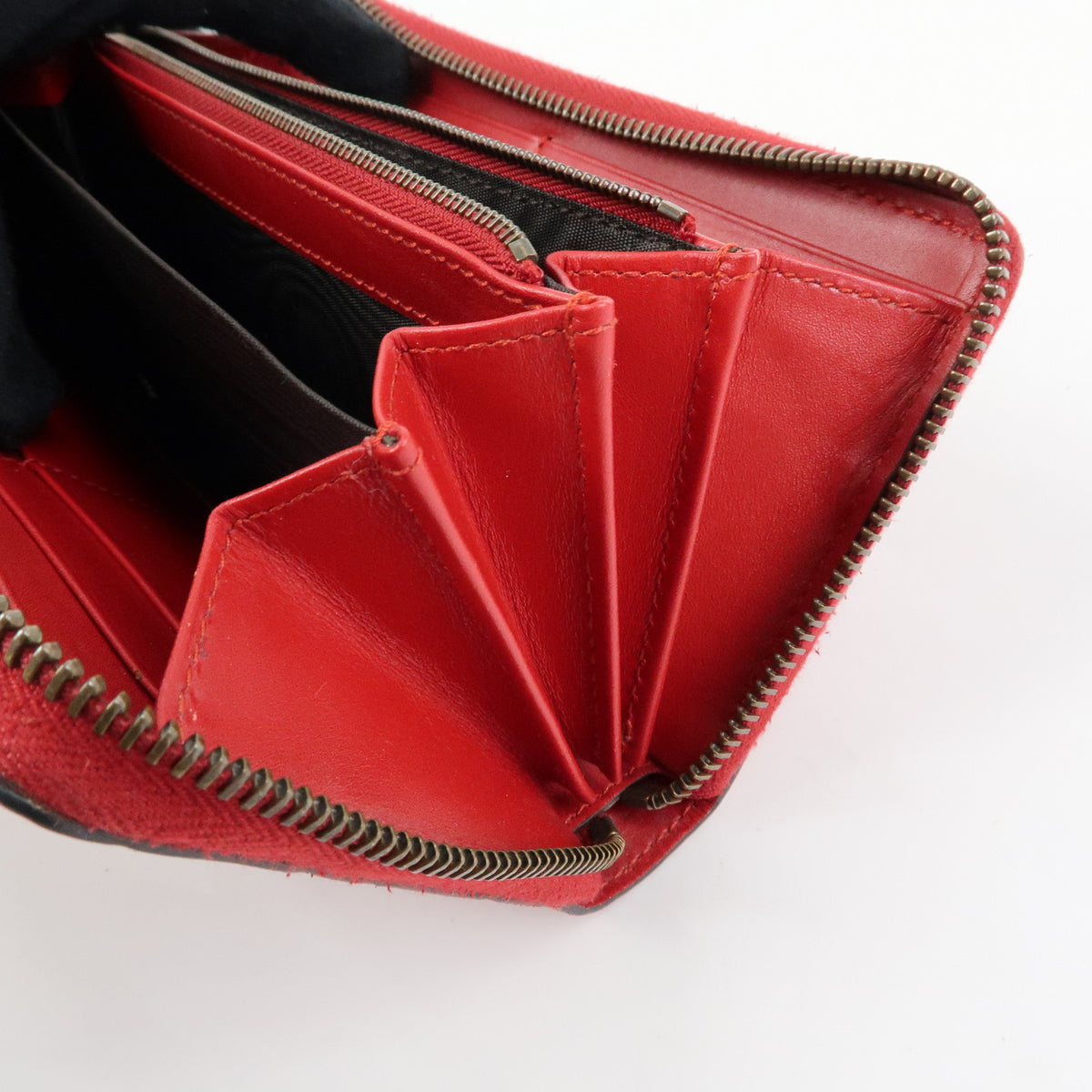 GUCCI Guccissima Leather Cherry Round Zippy Long Wallet Red 476049
