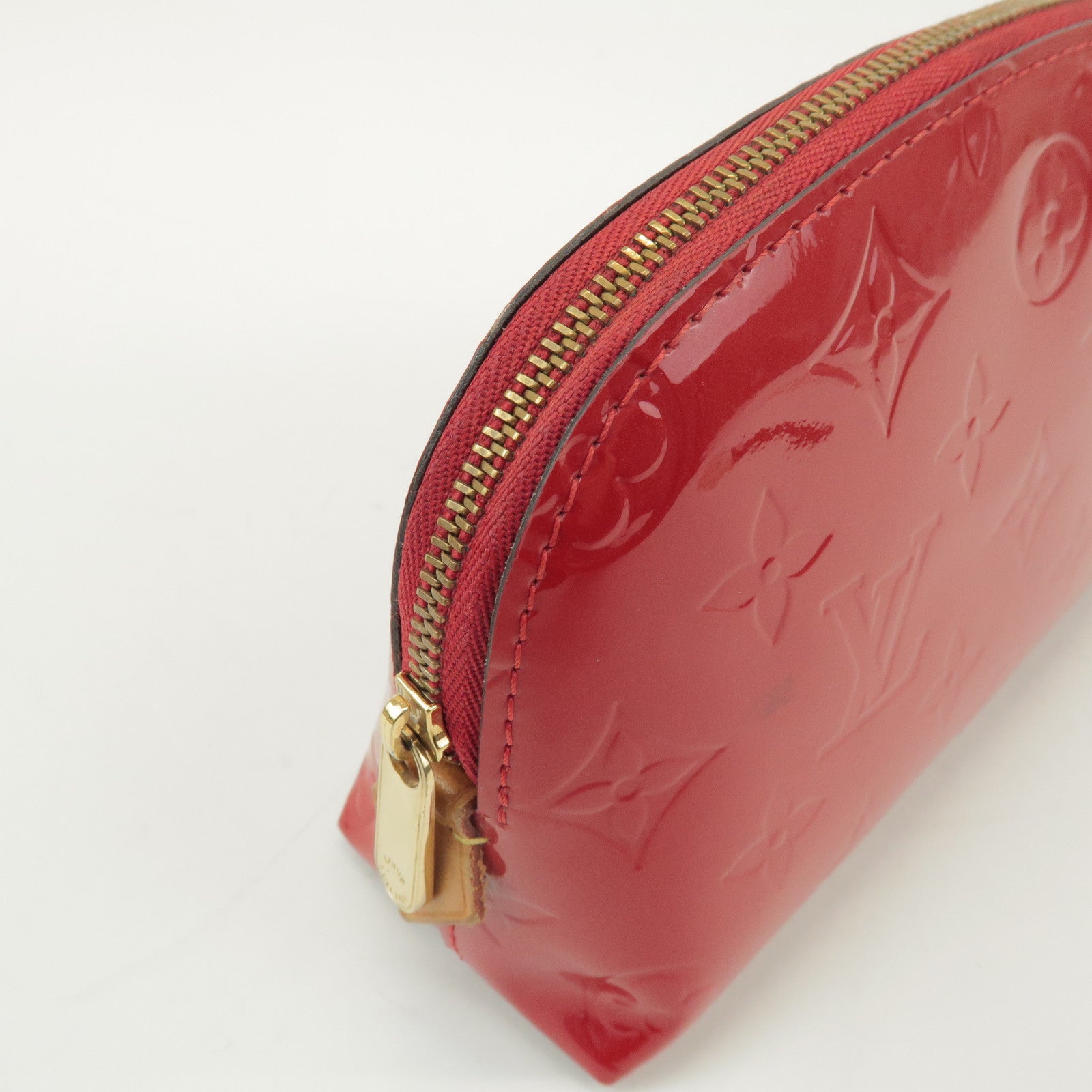 Louis Vuitton Monogram Vernis Leather Cosmetic Pouch Rose M90009