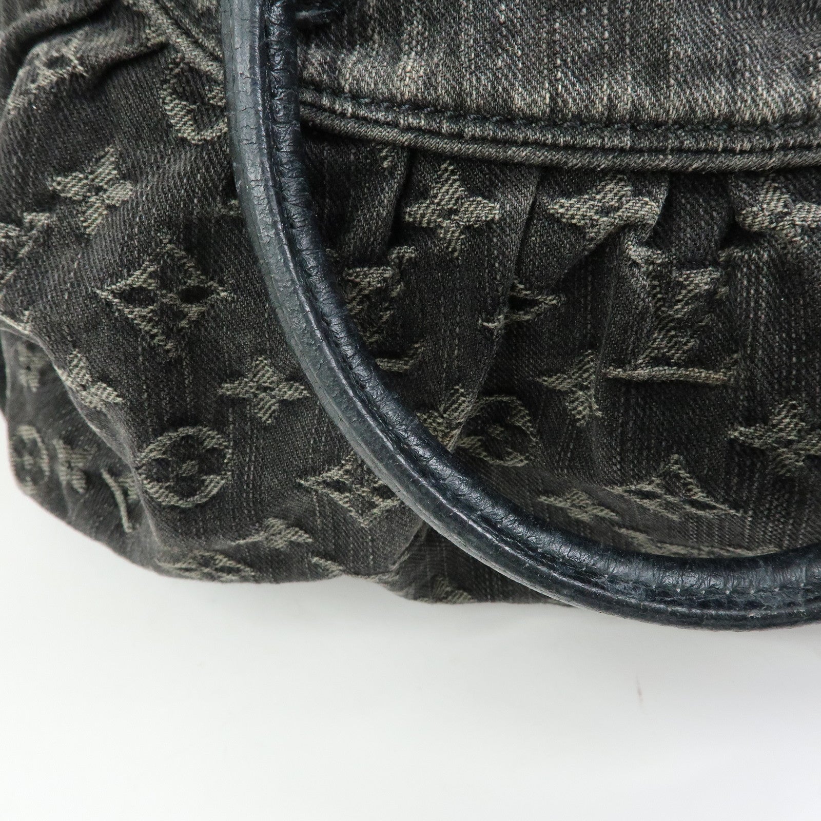 Louis Vuitton Monogram Denim Neo Cabby MM 2Way Bag Noir M95351