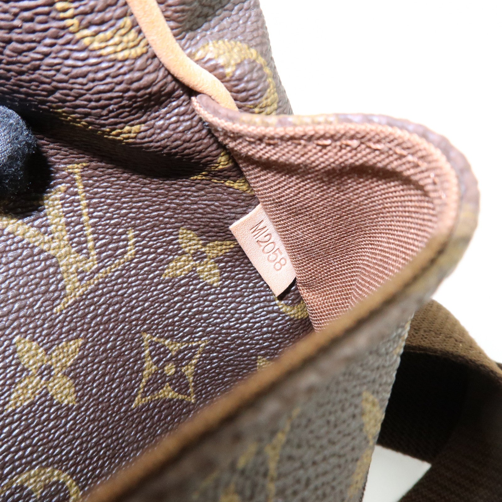 Louis Vuitton Monogram Messenger Bosphore PM Shoulder Bag M40106