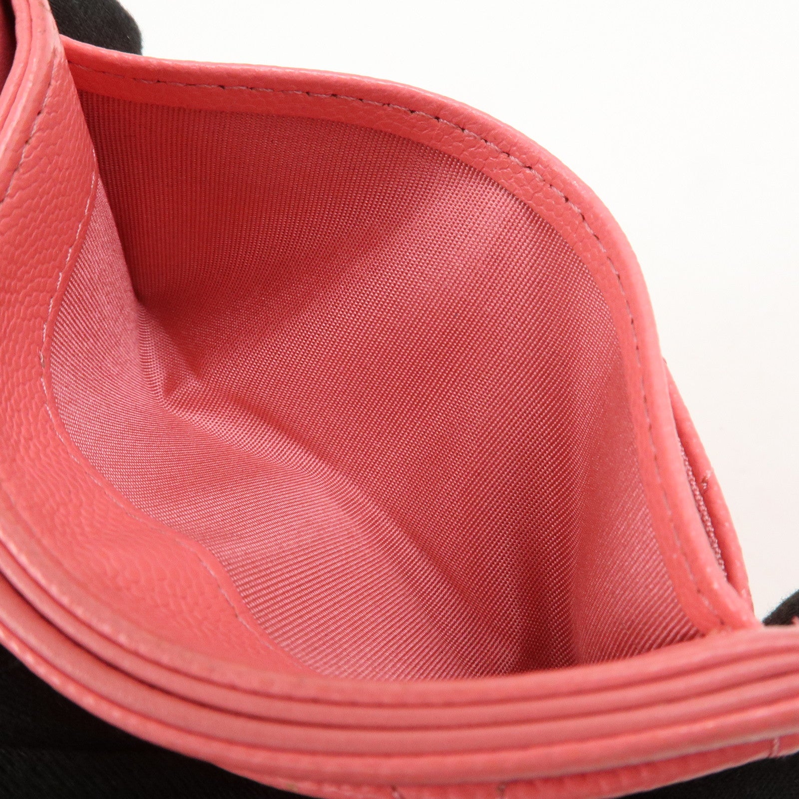 CHANEL COCO Mark Matelasse Caviarskin Card Case Pink