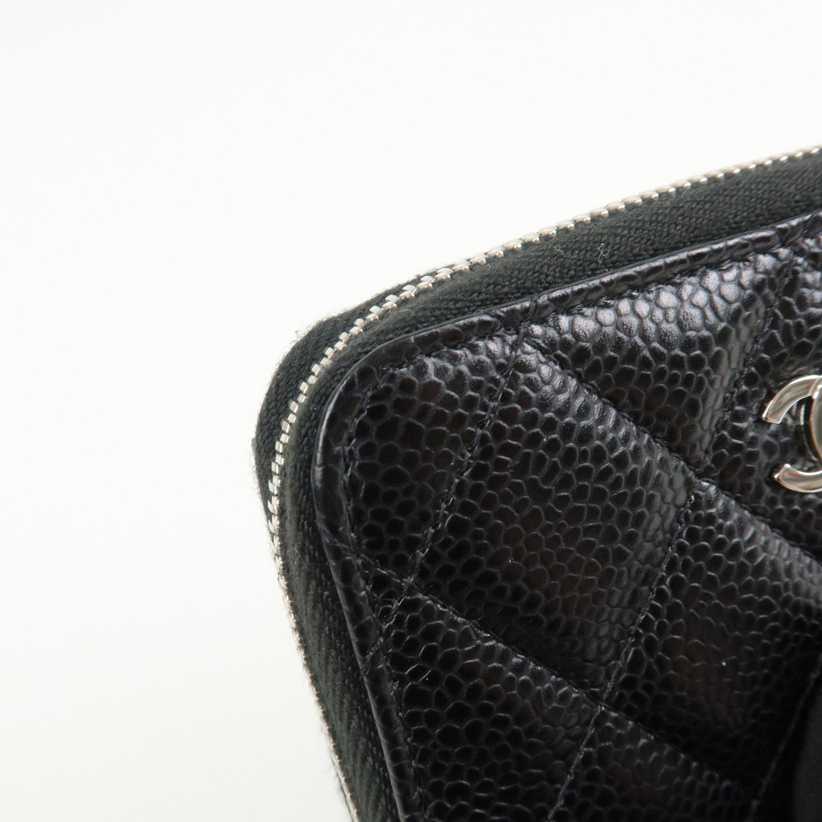 CHANEL Matelasse Caviarskin Classic Zippy Coin Case Black AP0216