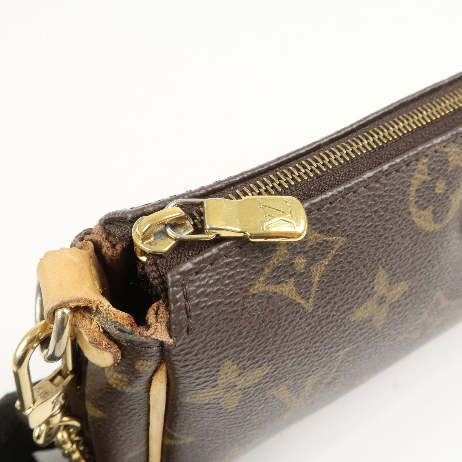 Louis Vuitton Monogram Eva 2Way Pouch Shoulder Bag M95567