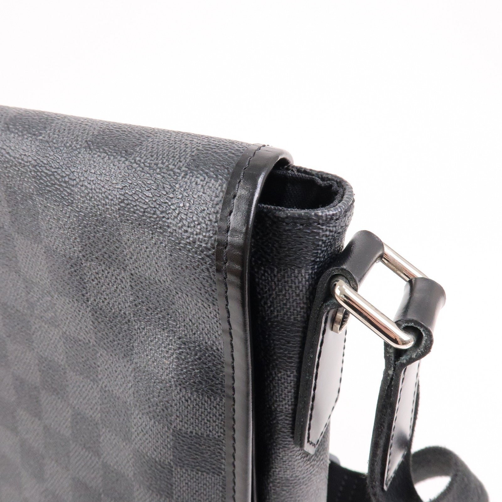 Louis Vuitton Damier Graphite Daniel MM Shoulder Bag N58029