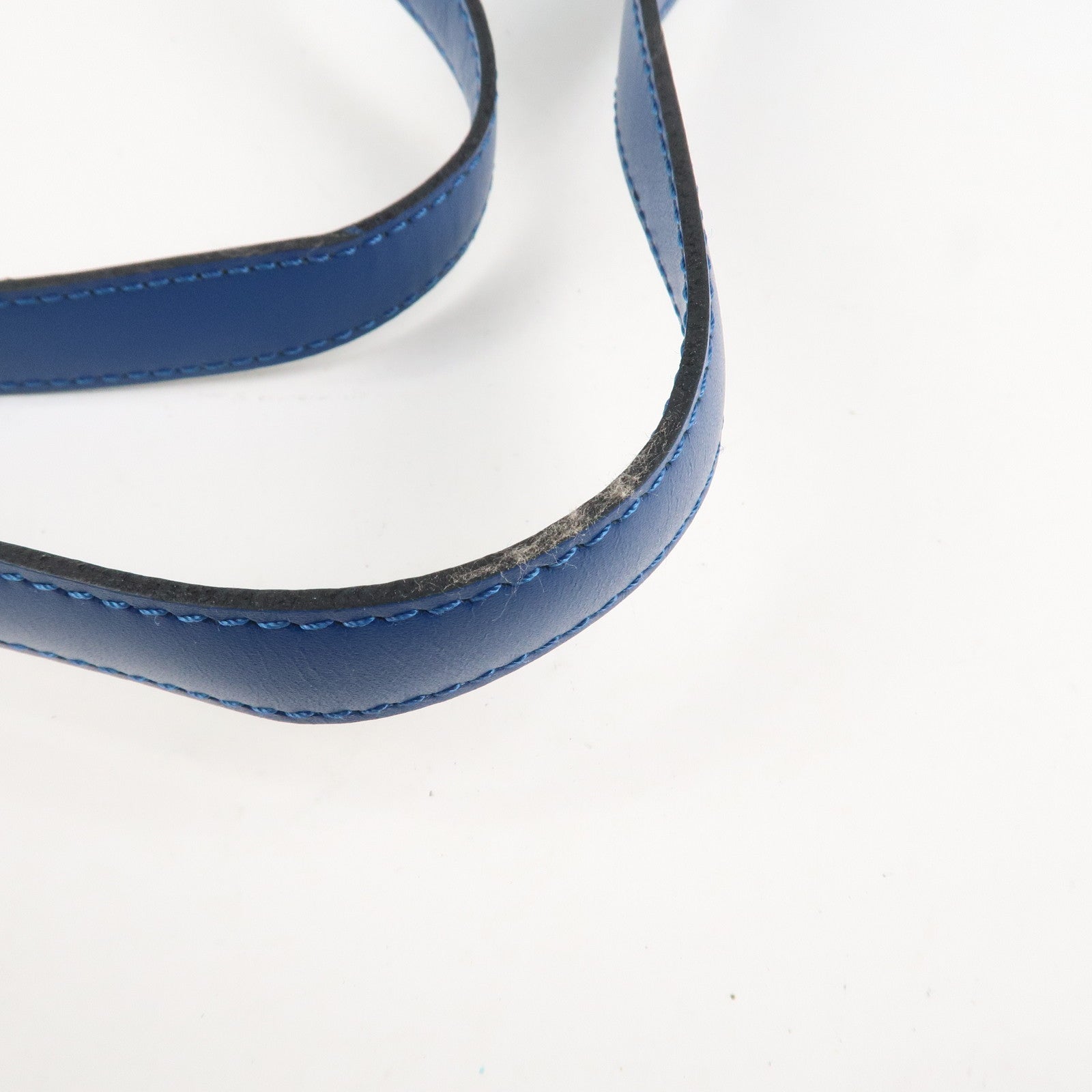 Louis Vuitton Epi Saint Cloud Shoulder Bag Toledo Blue M52195