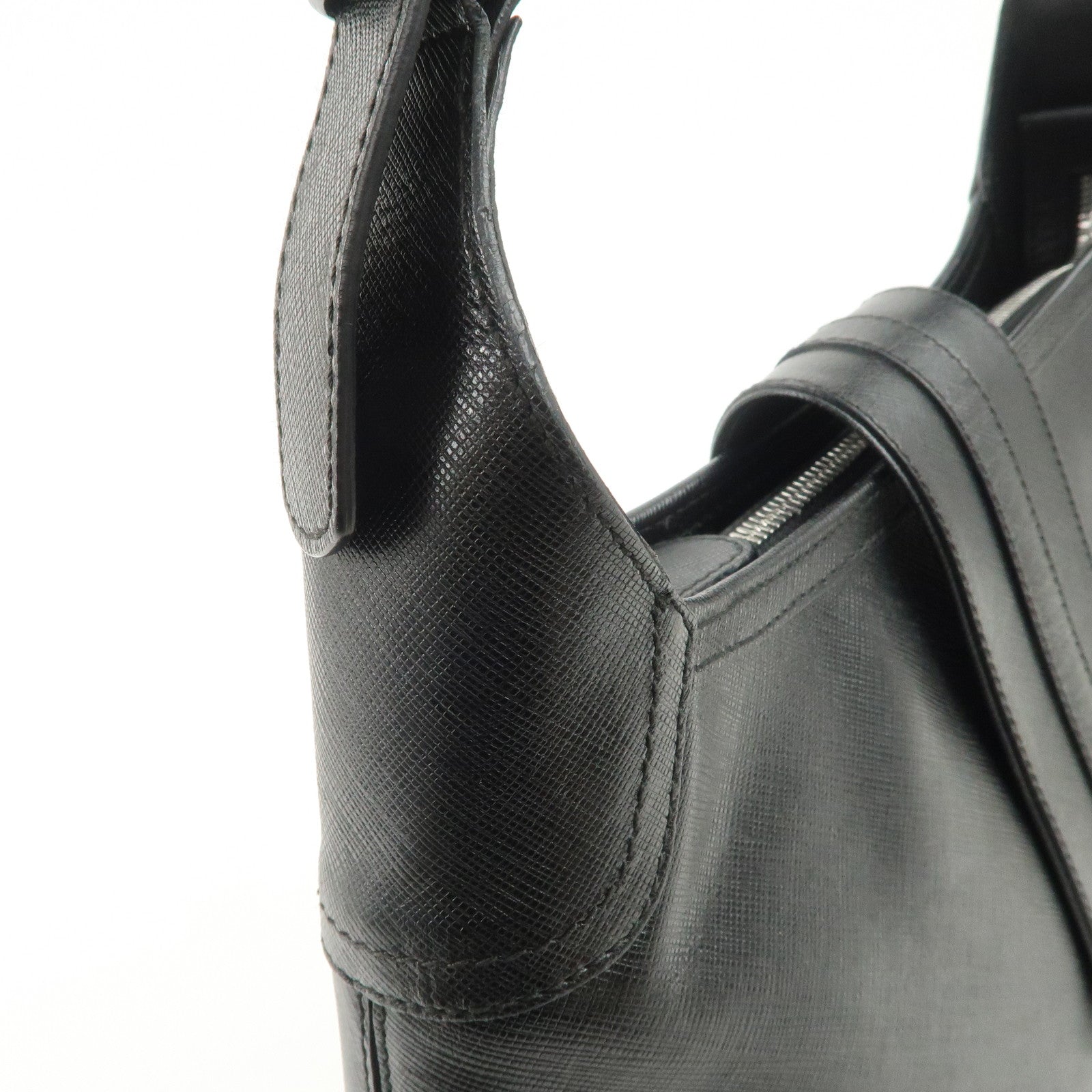 Ferragamo Gancini Leather Shoulder Bag Black