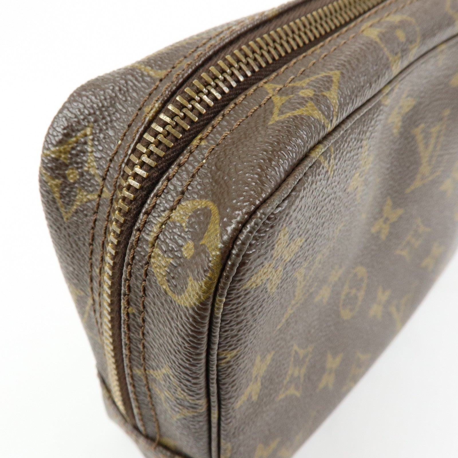Louis Vuitton Monogram Trousse Toilette 23 Cosmetic Pouch M47524