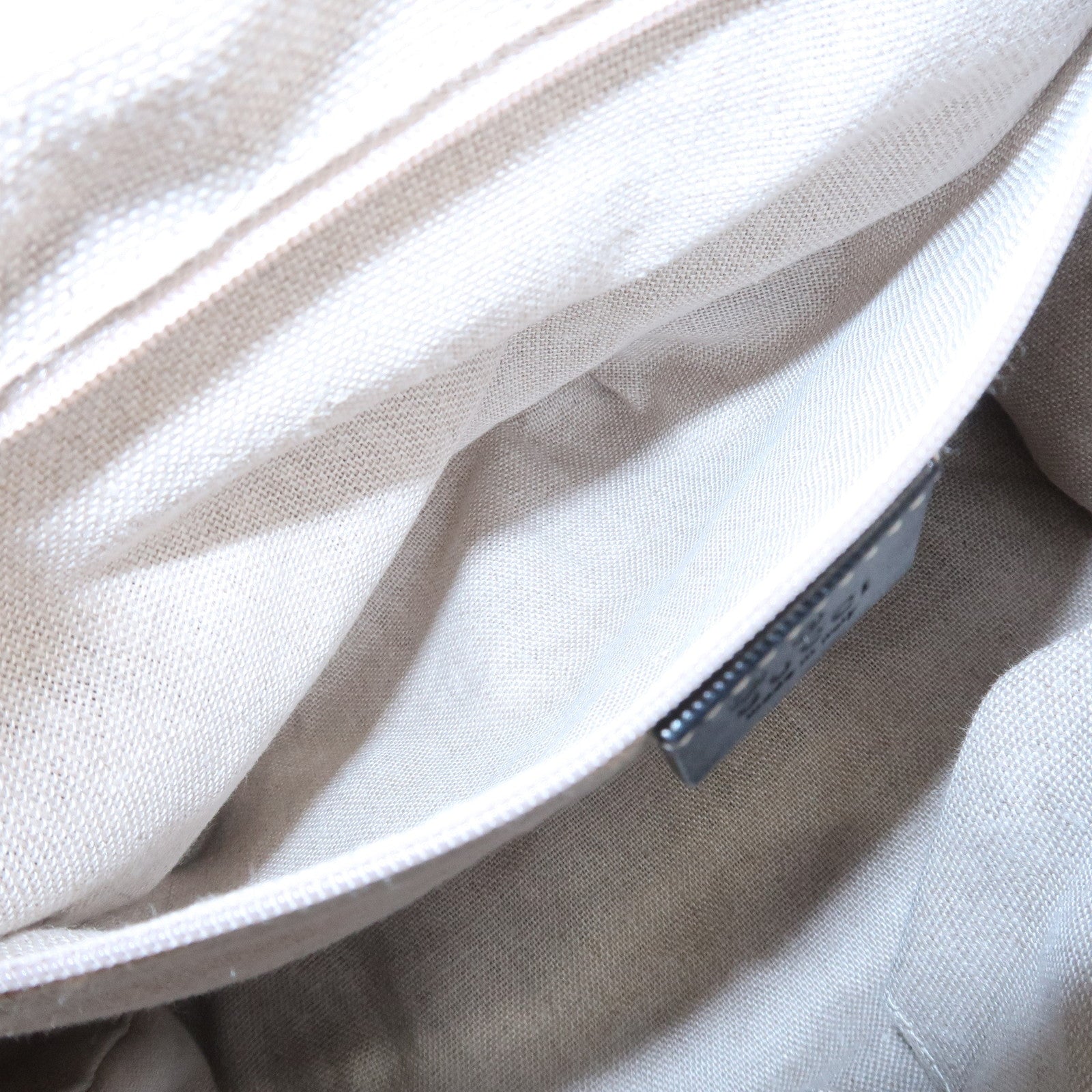 GUCCI Micro Guccissima Leather Backpack Rucksack Black 607993 Used