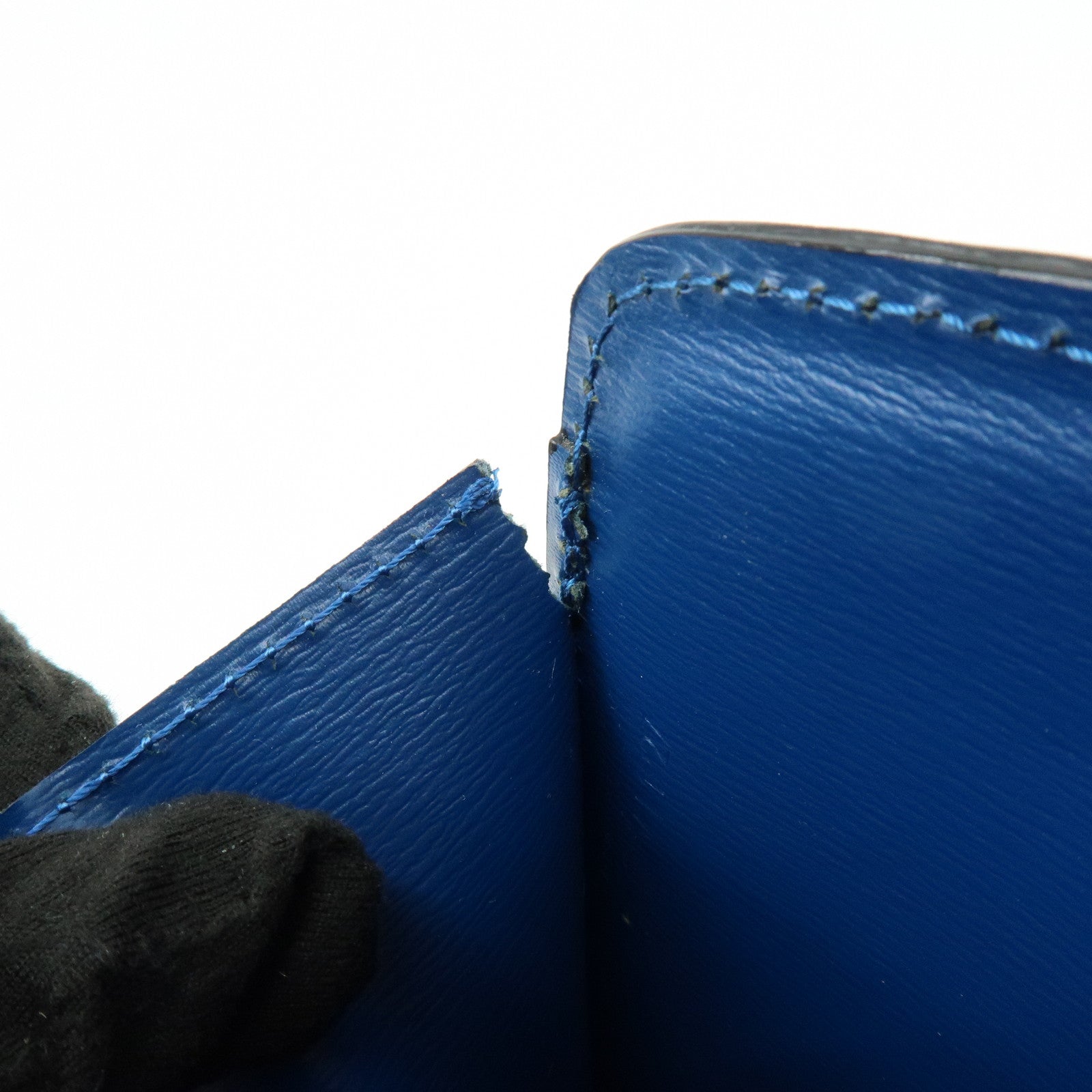 Louis Vuitton Epi Capucines Leather Shoulder Bag Toledo Blue M52345