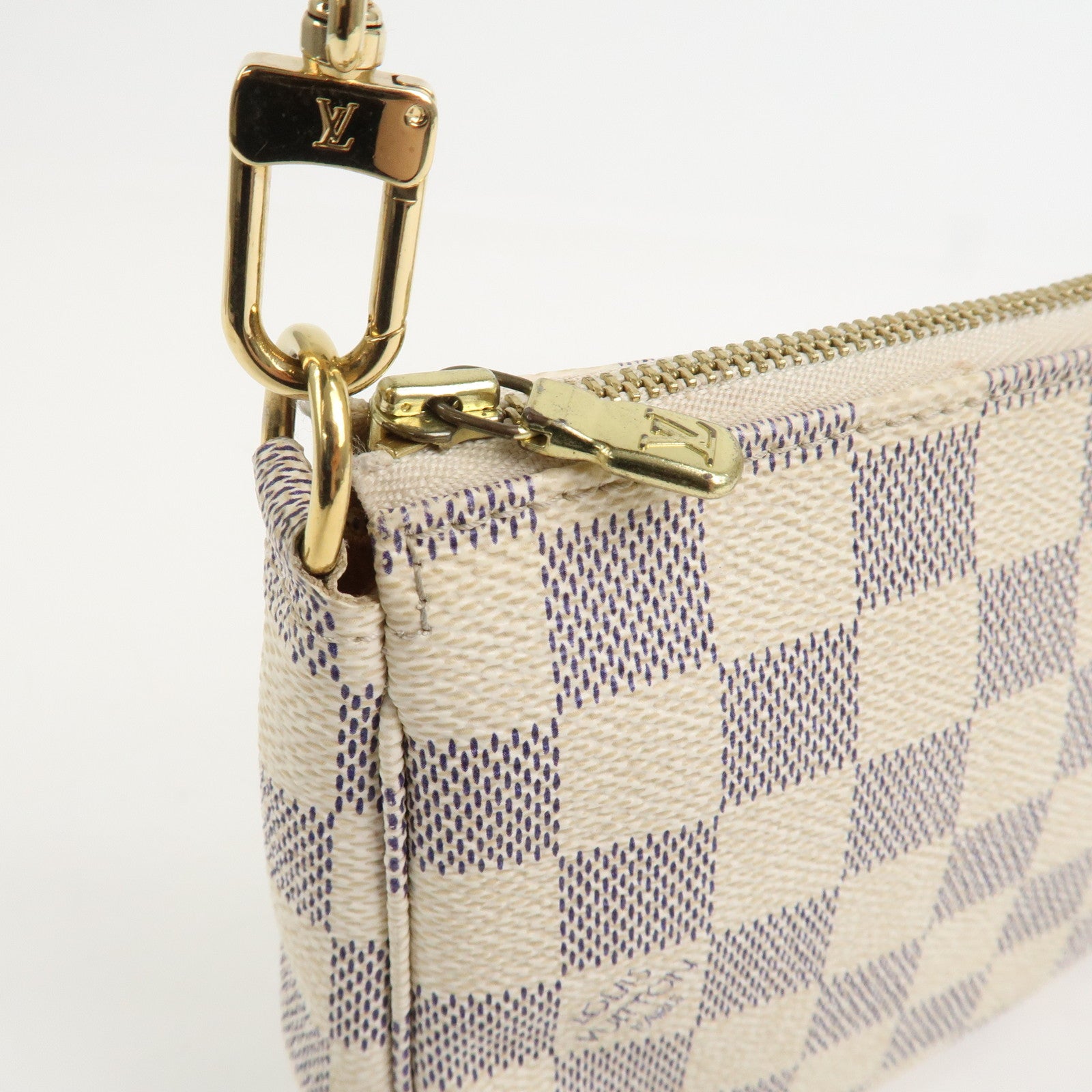 Louis Vuitton Damier Azur Pochette Accessoires Hand Bag N41207