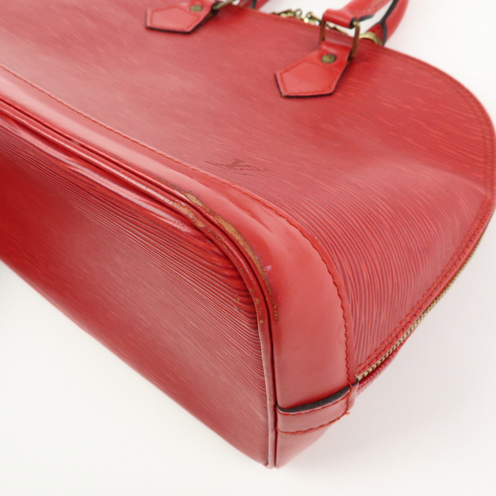 Louis Vuitton Epi Leather Alma Hand Bag Castilian Red M52147