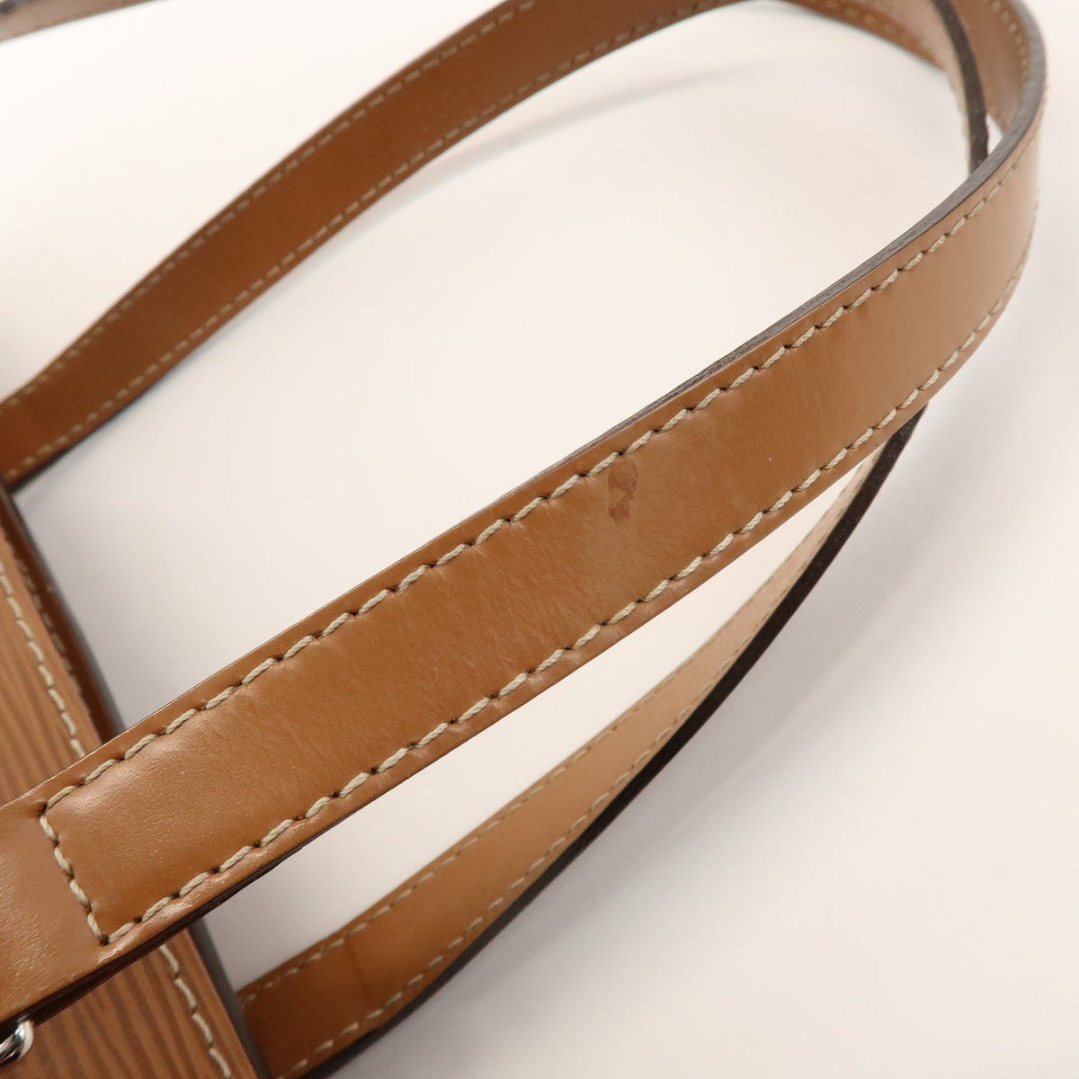 Louis Vuitton Epi Soufflot Leather Shoulder Hand Bag Canelle M52861