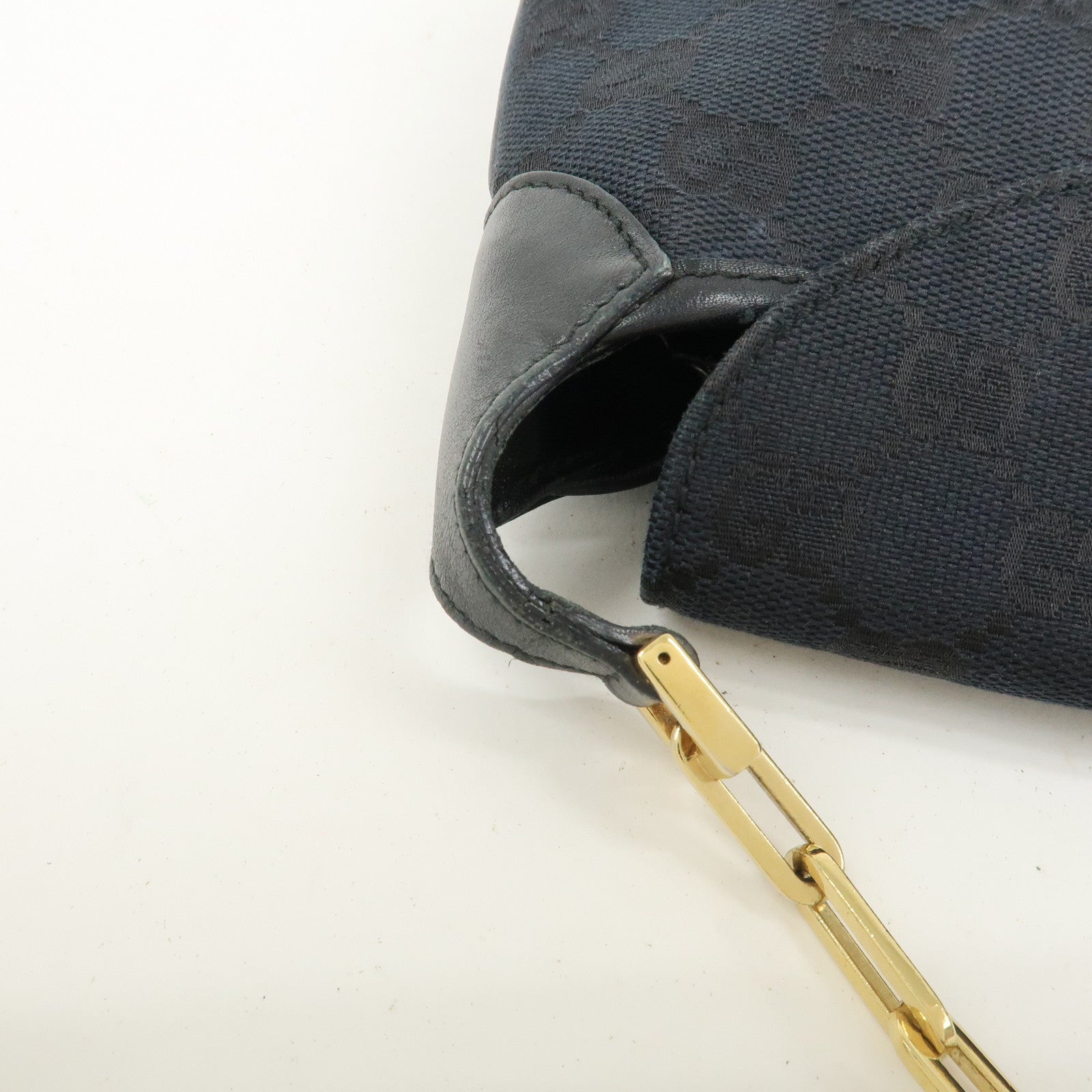 GUCCI Tiger Head GG Canvas Leather Chain Shoulder Bag 001.4113