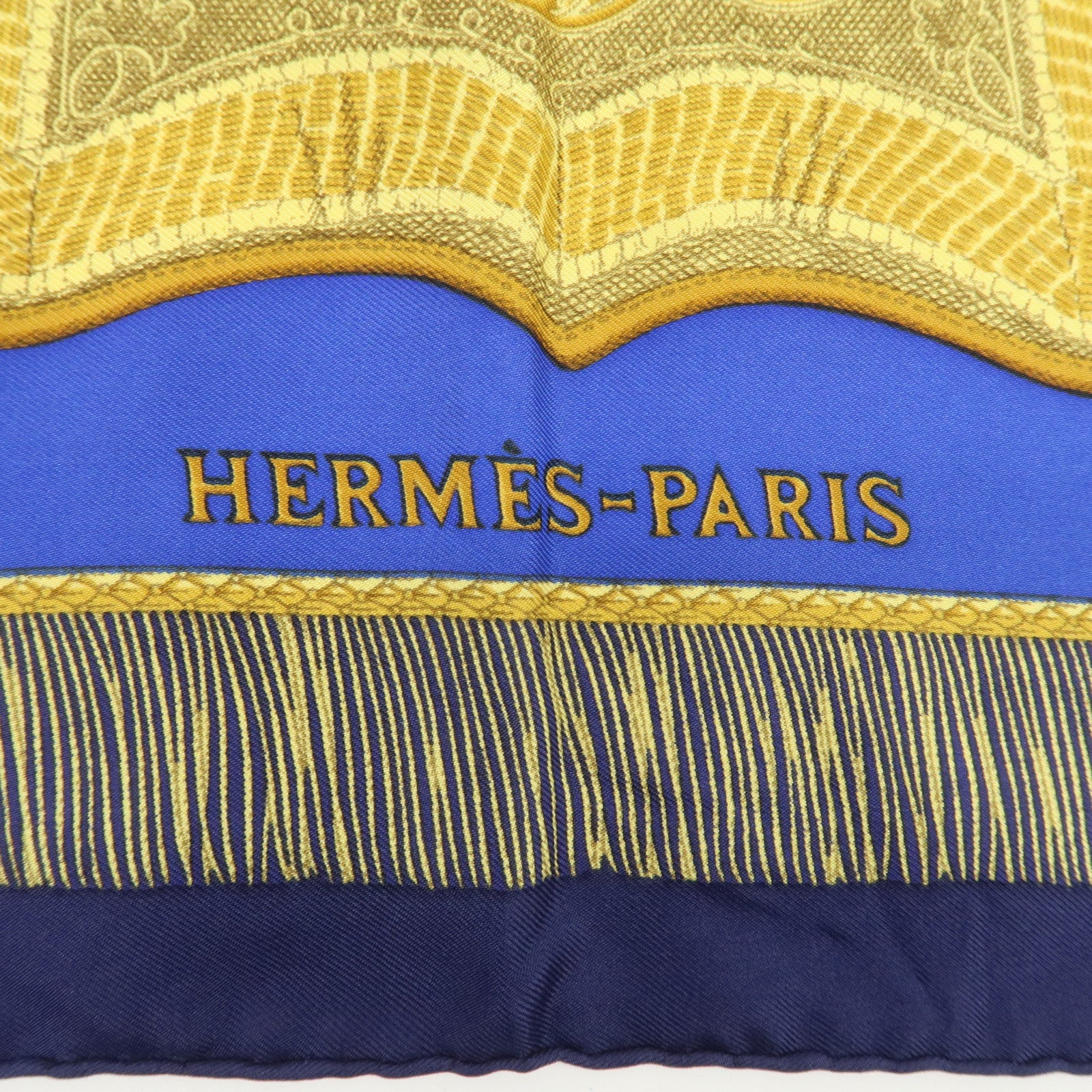 HERMES Carre 90 Silk 100% Paste et Bavalerie Scarf Blue Gold