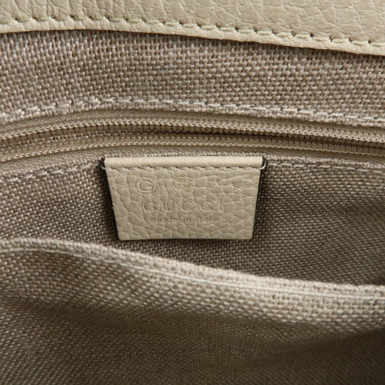 GUCCI Interlocking G Leather Chain Shoulder Bag Ivory Gold 240020 Used