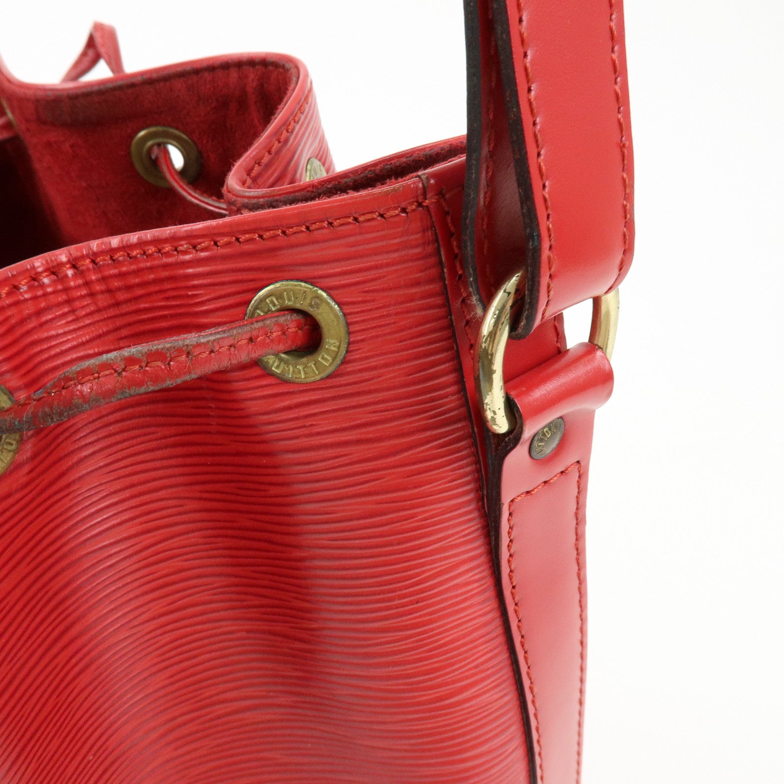 Louis Vuitton Epi Petit Noe Shoulder Bag Castilian Red M44107