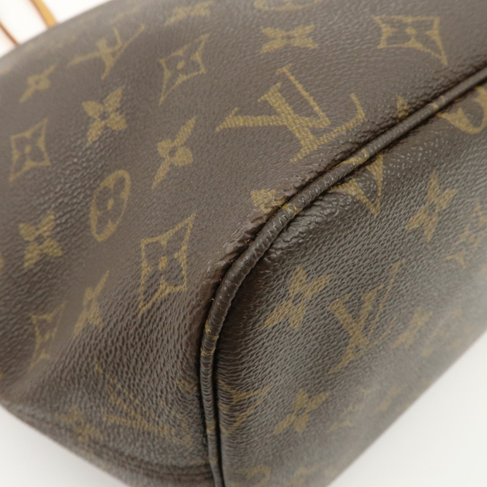 Louis Vuitton Monogram Neverfull MM Tote Bag Brown M40156