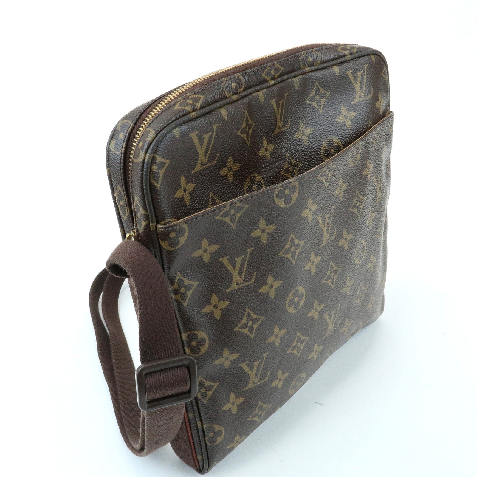 Louis Vuitton Monogram Trotteur Beaubourg Shoulder Bag Brown M97037