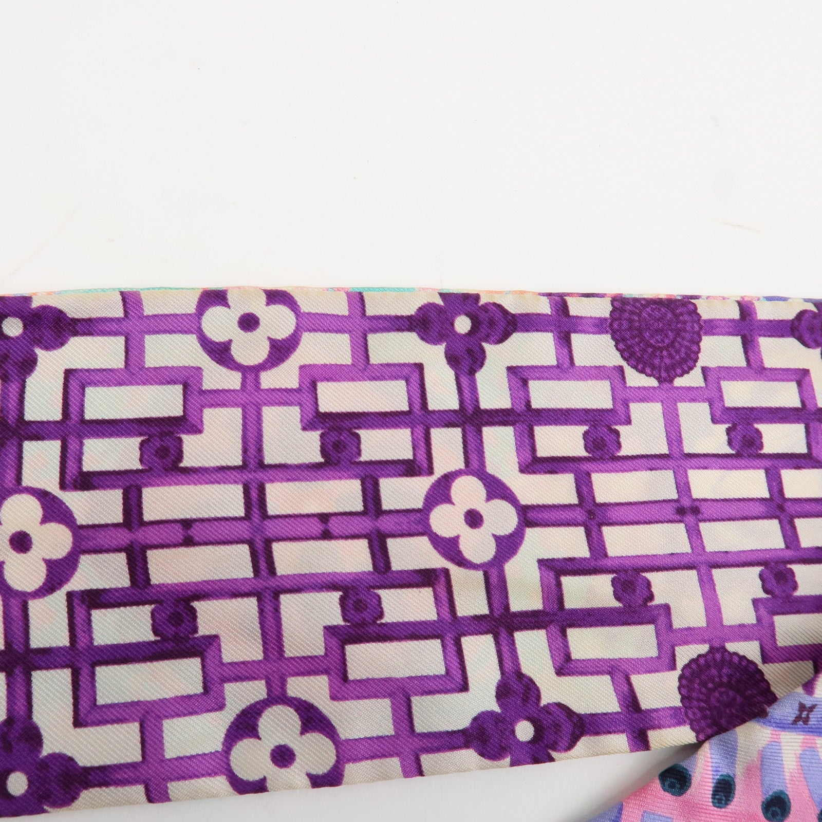 Louis Vuitton 100% Silk Bandeau Multicolor Purple Scarf Used