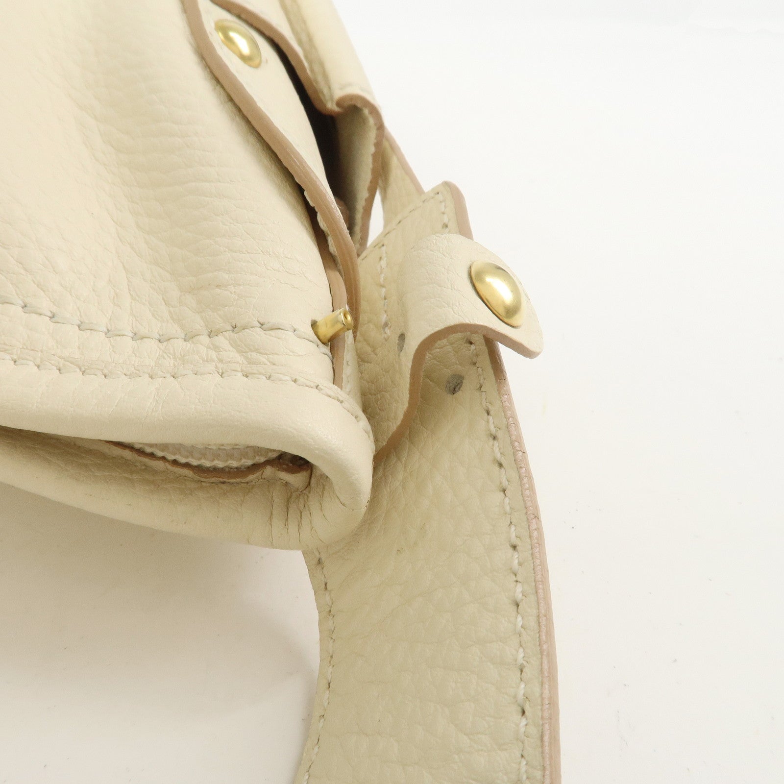 Ferragamo Gancini Logo Leather Shoulder Bag Hand Bag Ivory