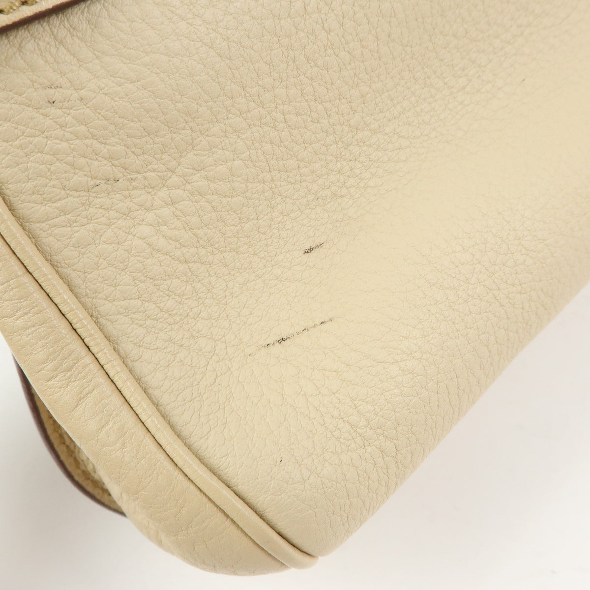 Ferragamo Gancini Leather Drawstring Shoulder Bag Hand Bag Beige