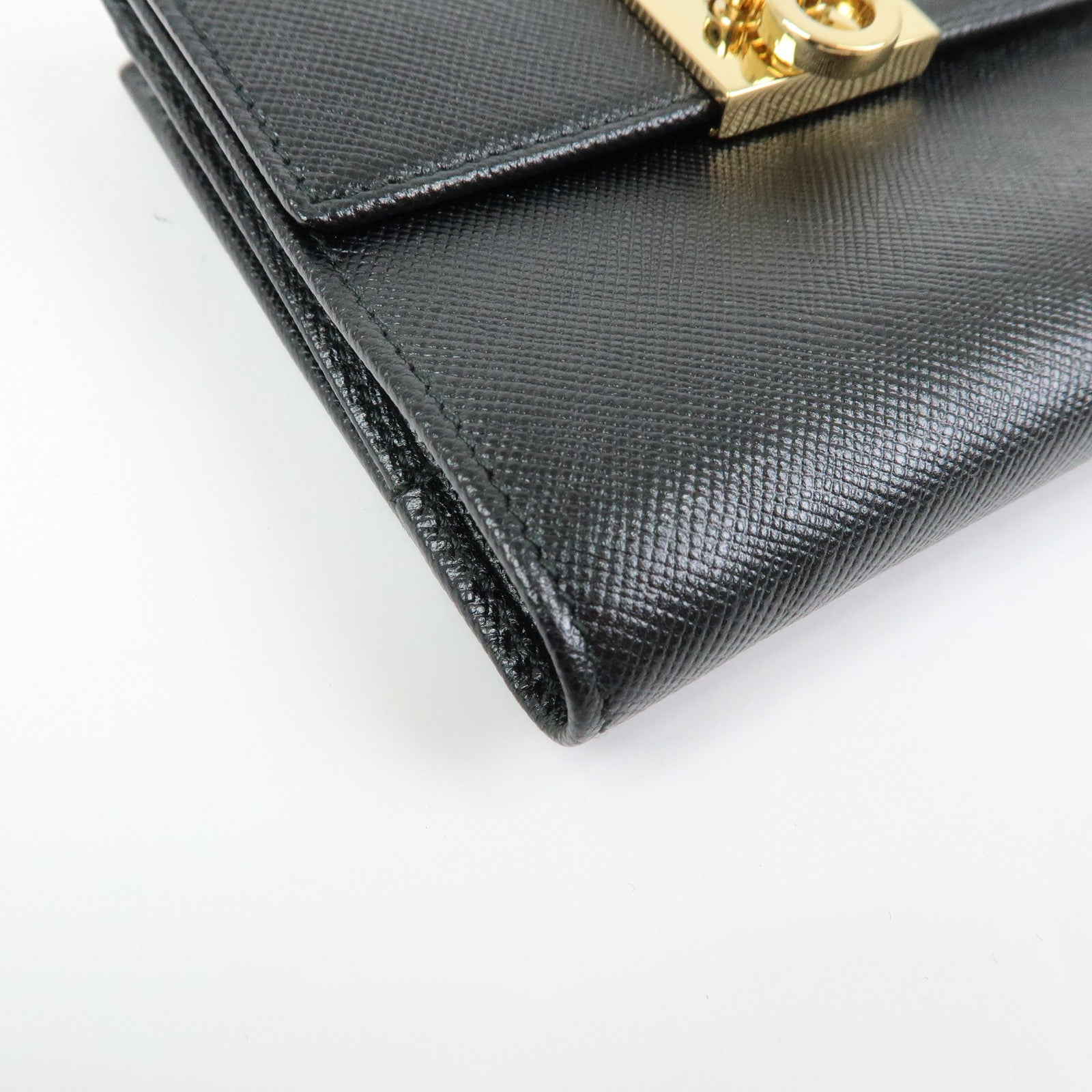 Ferragamo Gancini Leather Bi-Fold Compact Wallet Black