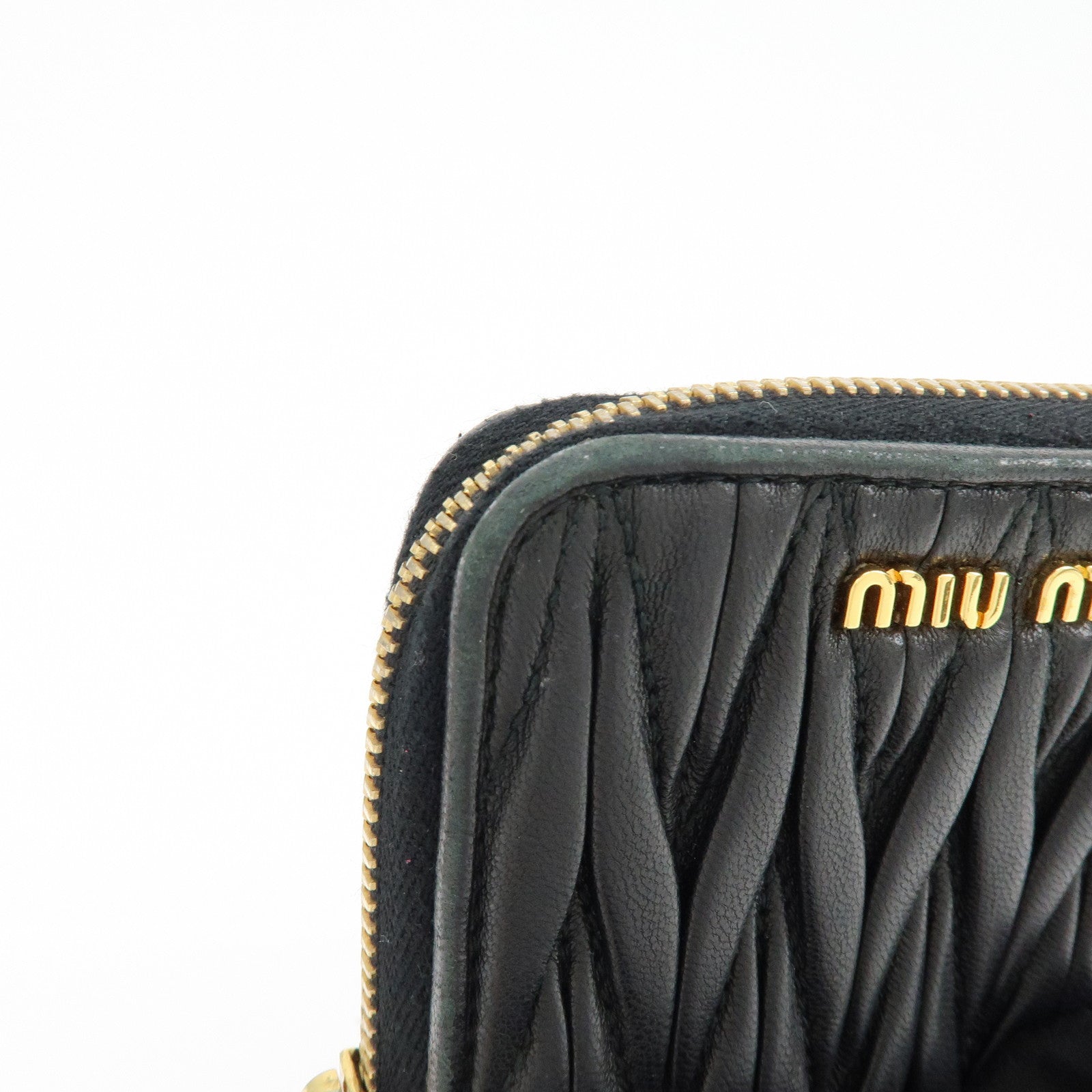 MIU MIU Matelasse Nappa Leather Compact Wallet Black 5MM268