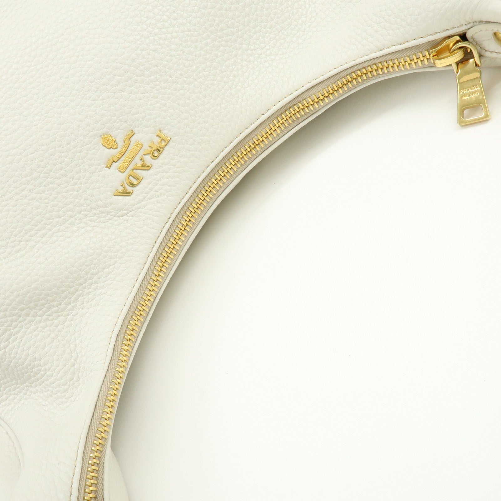 PRADA Logo Calf Leather Shoulder Bag Hand Bag White BR4311