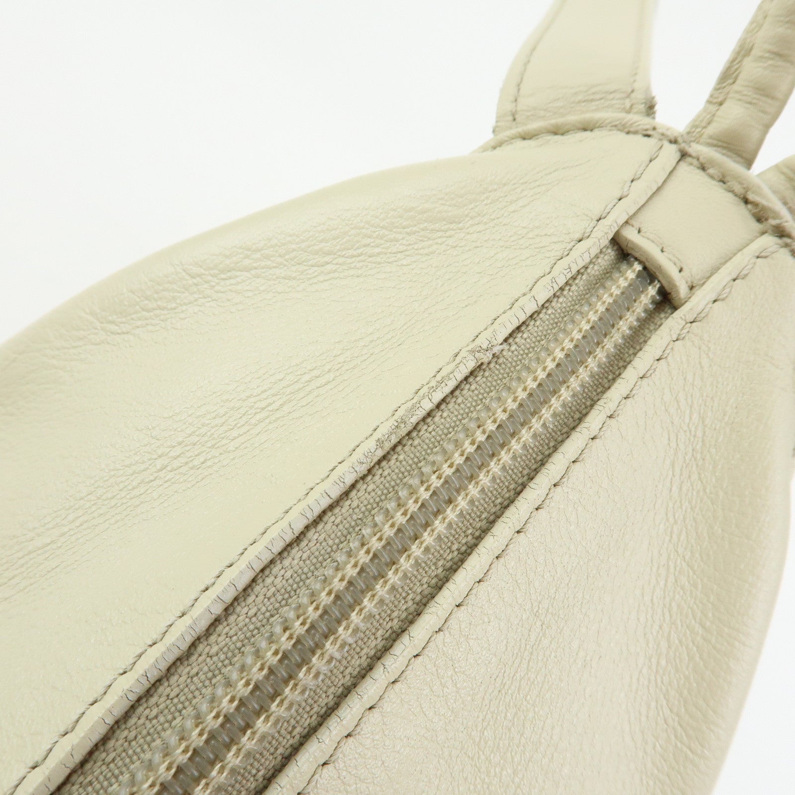 LOEWE Anagram Anton Leather Backpack Rucksuck Ivory
