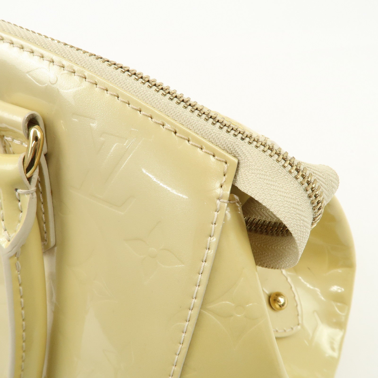 Louis Vuitton Monogram Vernis Leather Sherwood GM Blanc M91487 Used