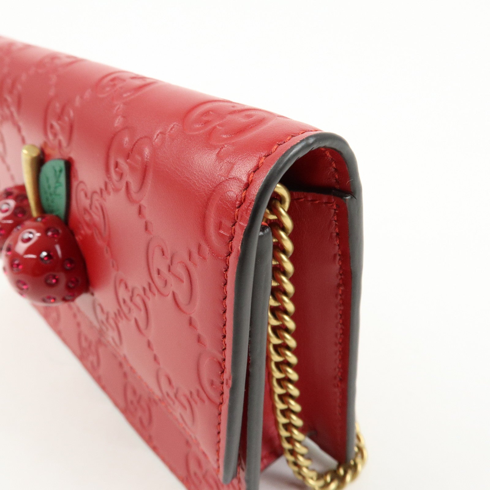 GUCCI Interlocking G Guccissima Chain Shoulder Bag Cherry 481291