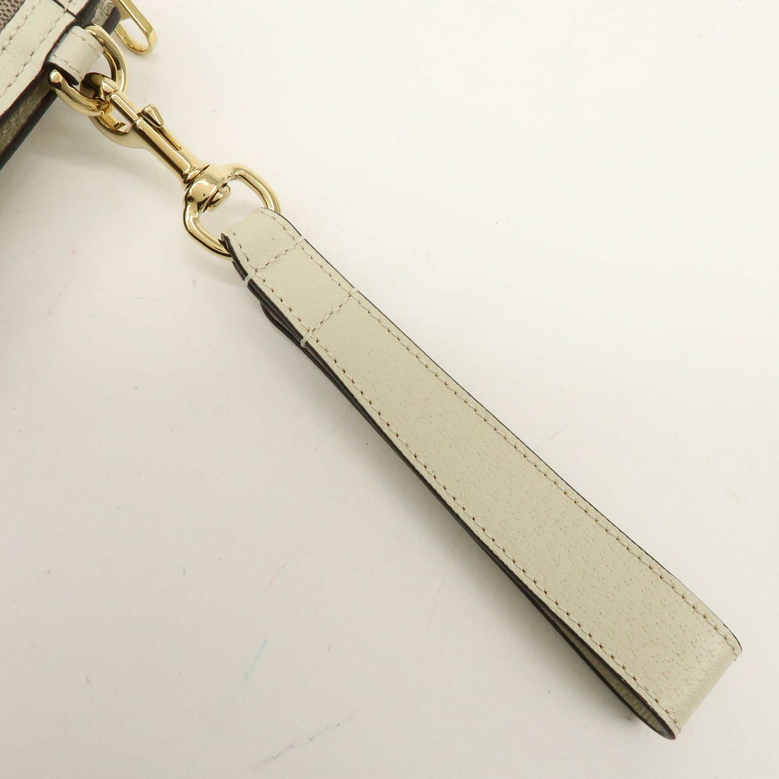 GUCCI Les Pommes Collection GG Supreme Leather Clutch Bag 664113