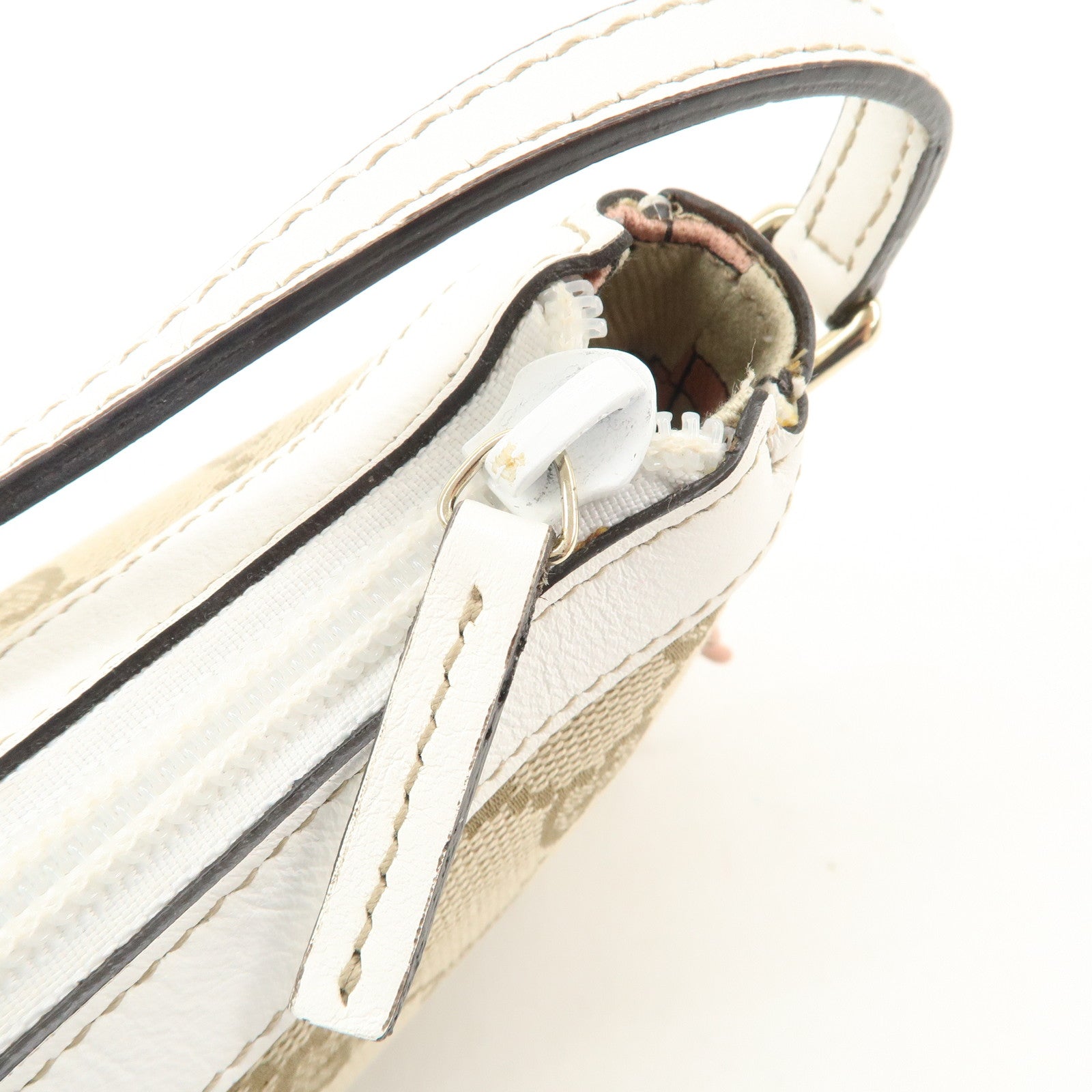 GUCCI GG Canvas Leather Hand Bag Accessory Pouch Beige Ivory 154432 Used