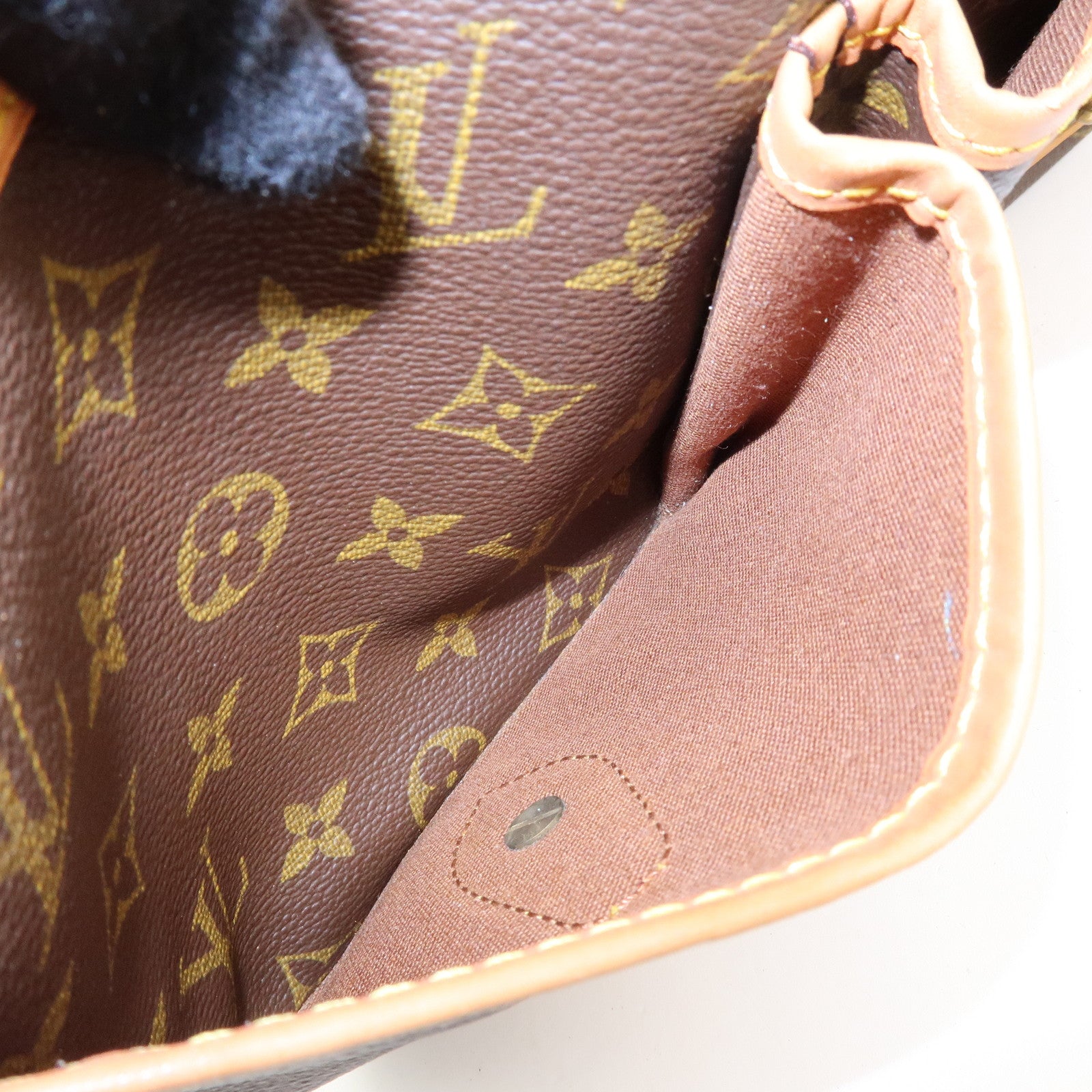 Louis Vuitton Monogram Gibeciere MM Shoulder Bag M42247