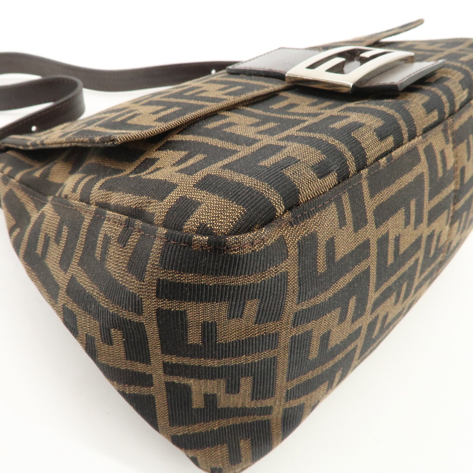 FENDI Mamma Baguette Canvas Leather Shoulder Bag Silver HDW 26325 Used