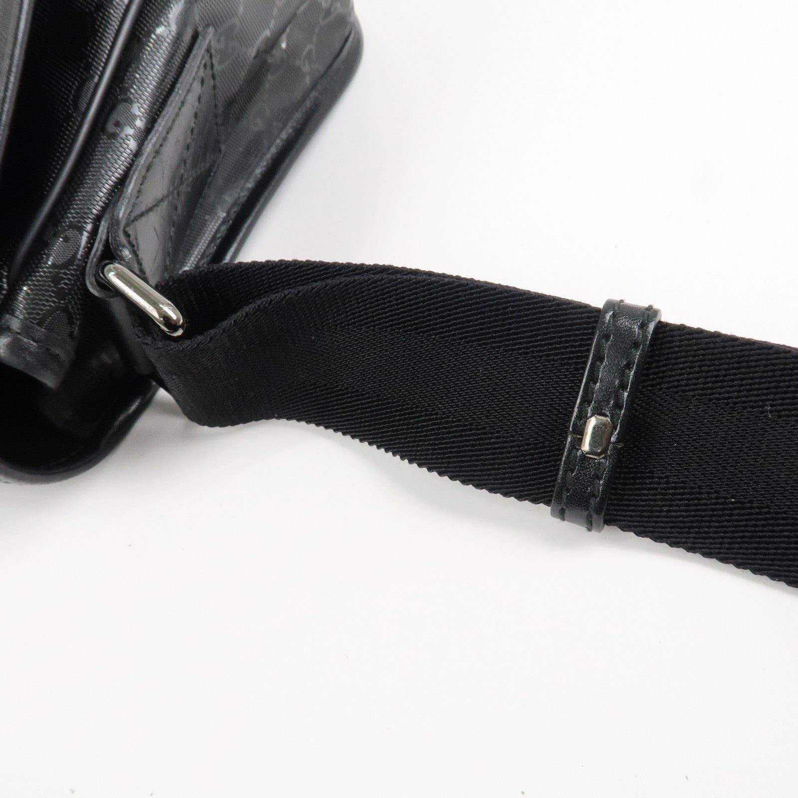 GUCCI GG Implement Canvas Shoulder Bag Crossbody Bag Black 201732