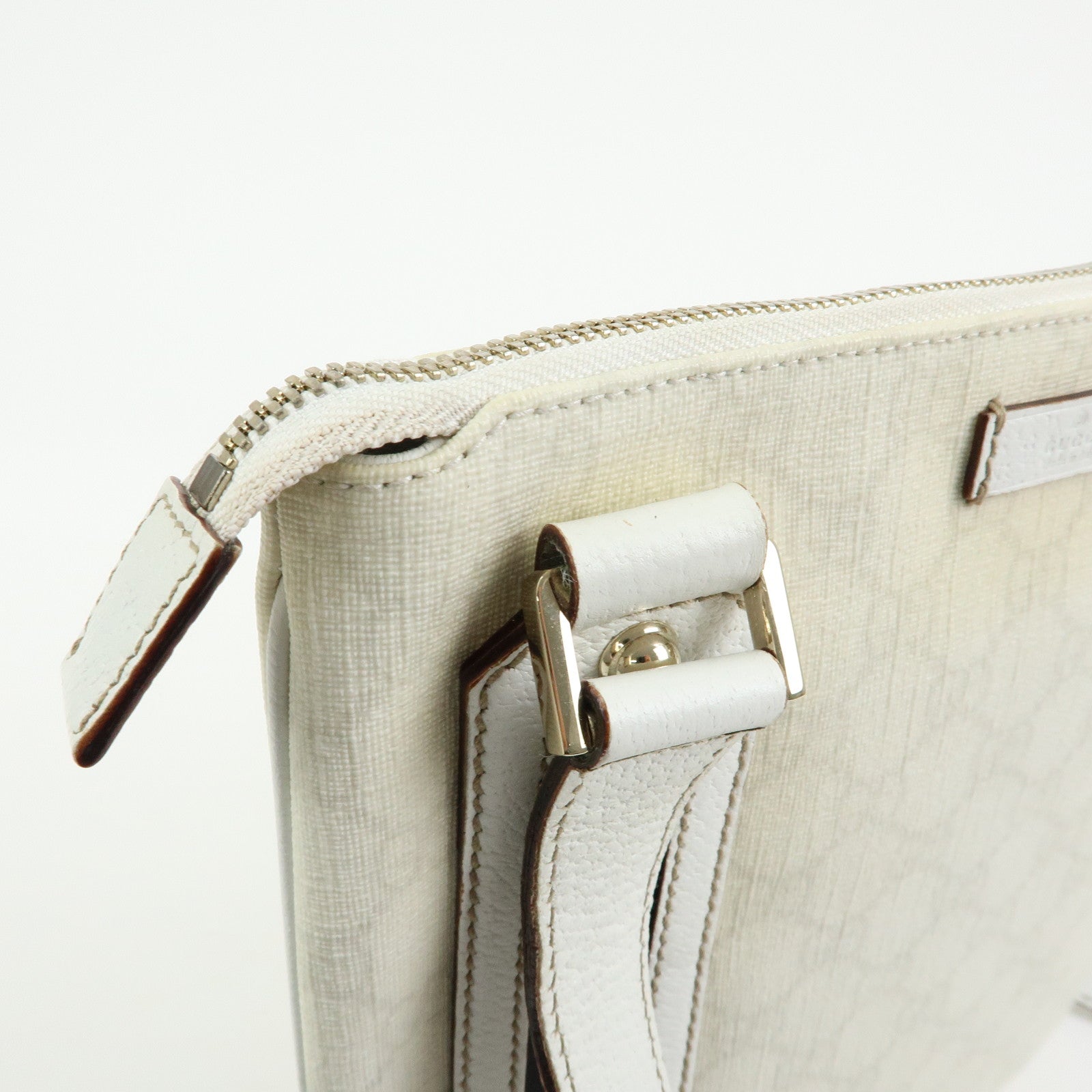 GUCCI Sherry GG Supreme PVC Leather Shoulder Bag Ivory 153244