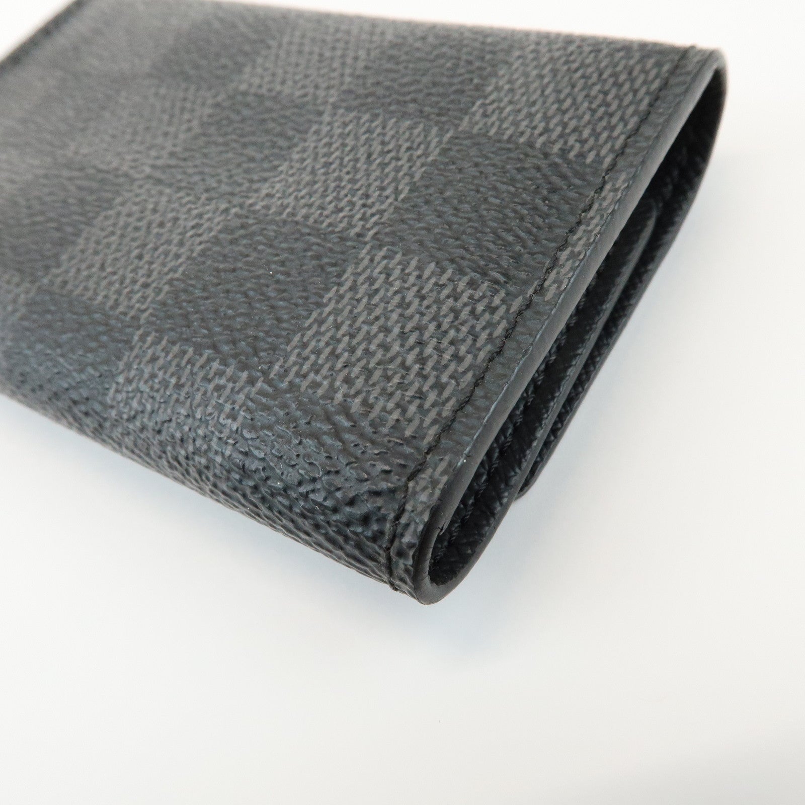 Louis Vuitton Damier Graphite Multicle 6 Key Case Gray Black N62662