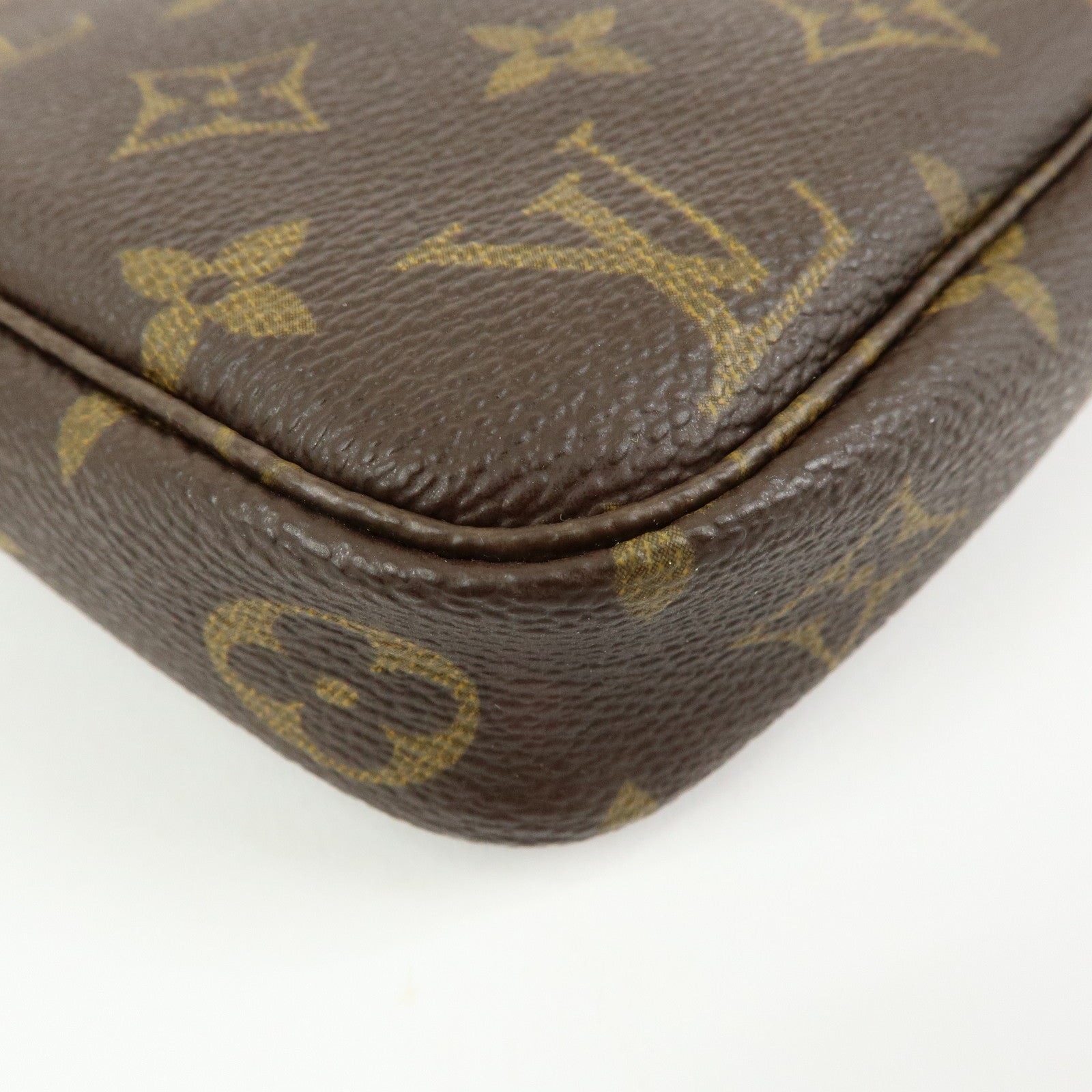 Louis Vuitton Monogram Pochette Accessoires Pouch Hand Bag M51980