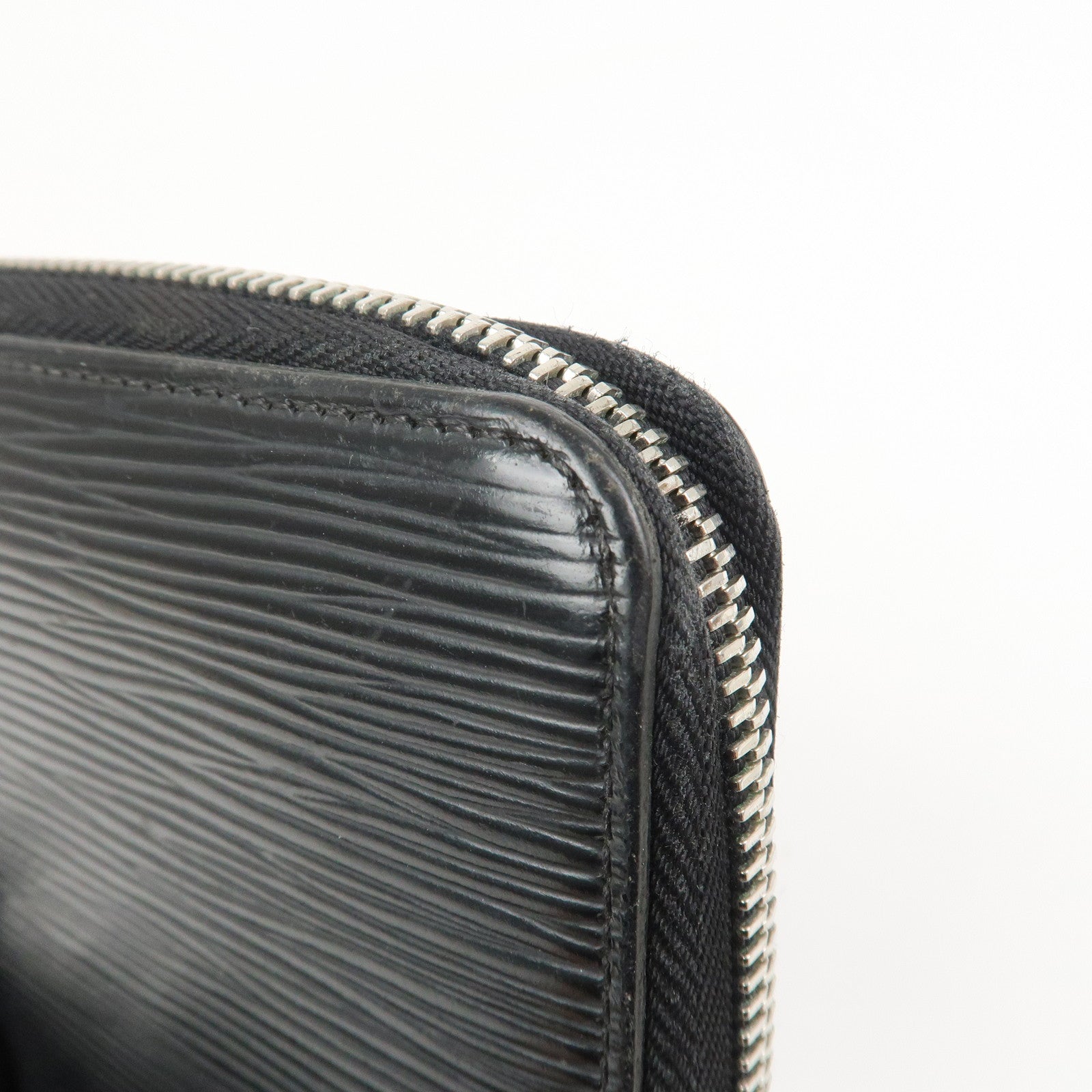 Louis Vuitton Epi Leather Zippy Long Wallet Noir Black M60072
