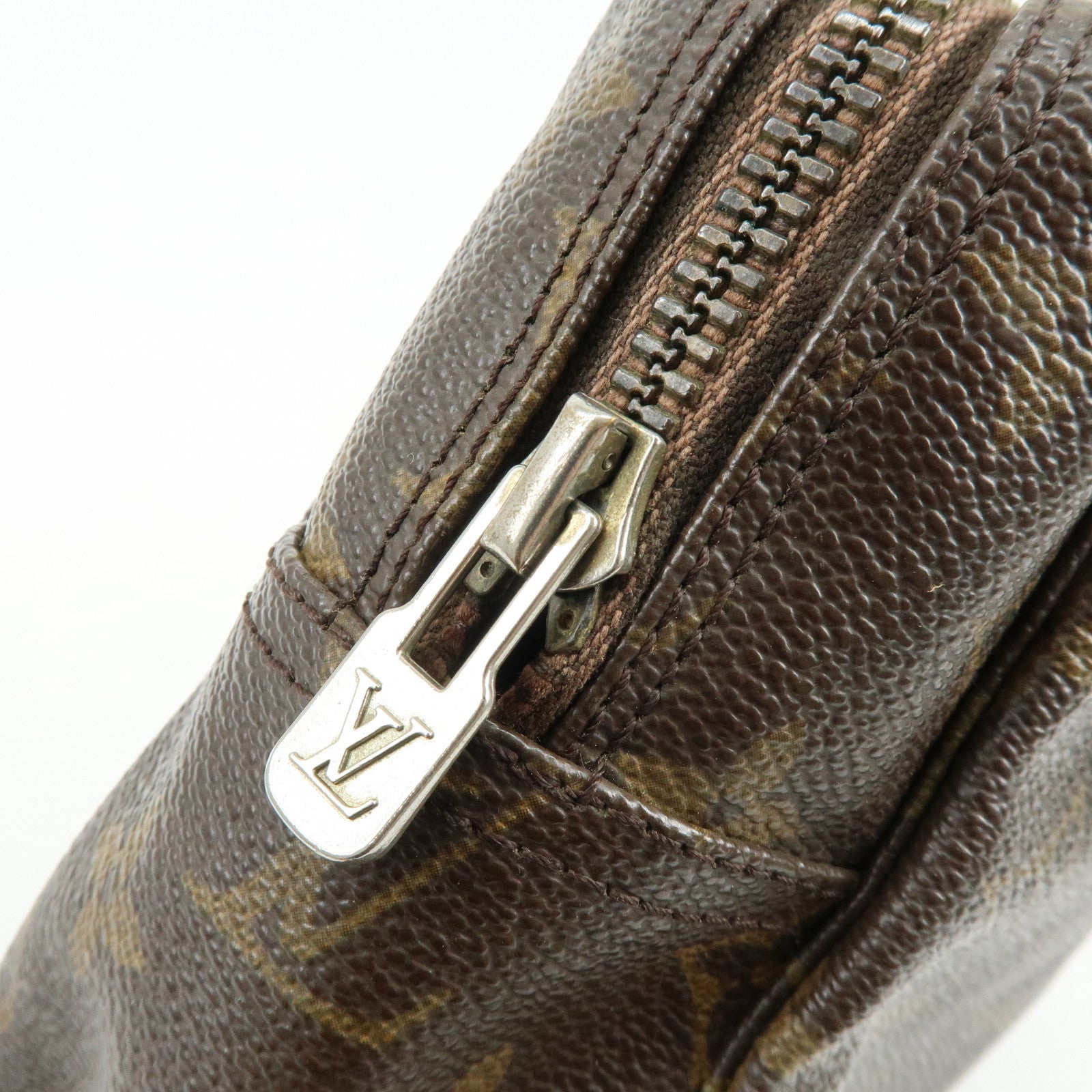 Louis Vuitton Monogram Trousse Toilette 27 Pouch Brown M47522