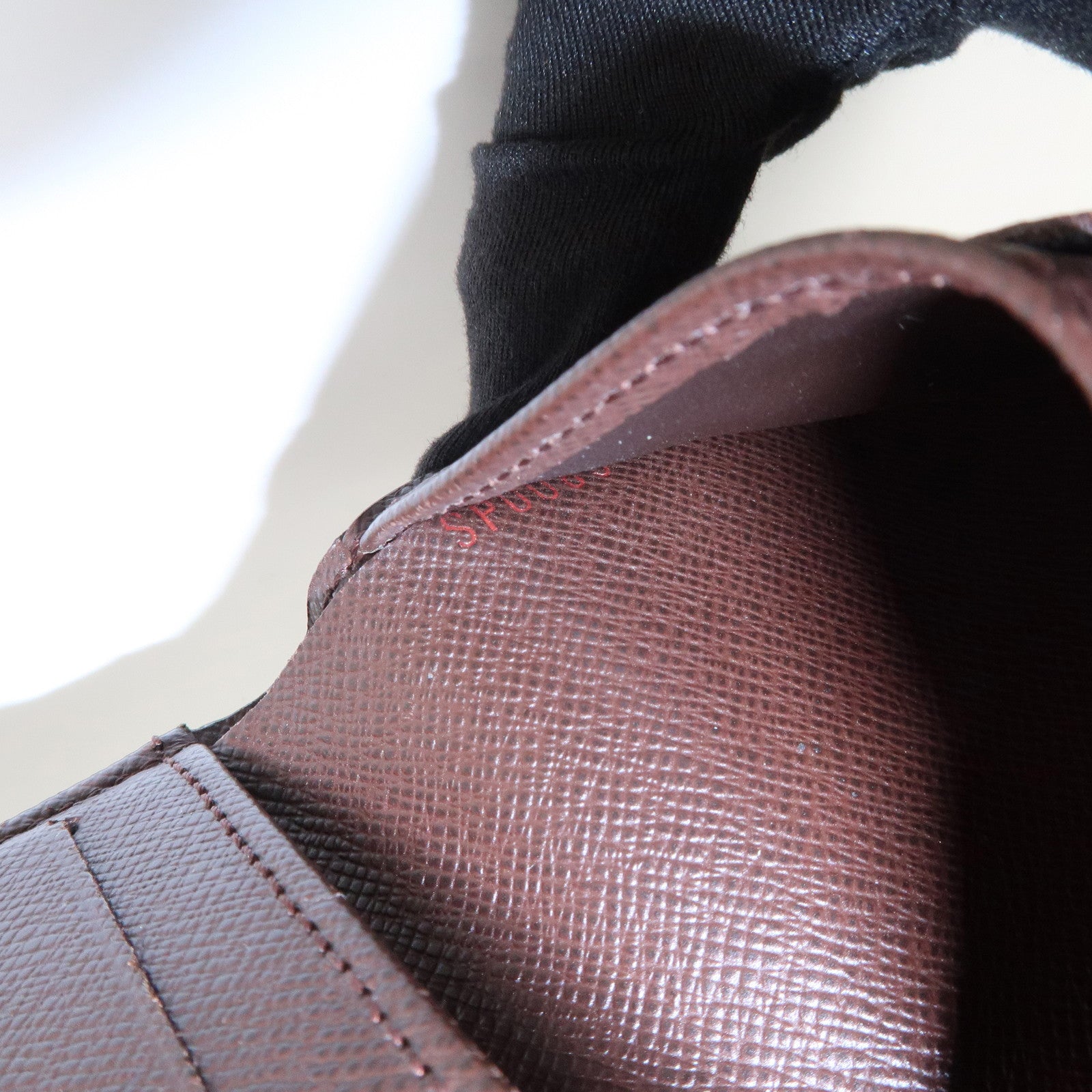 Louis Vuitton Damier Portefeuille Élise Bi-fold Wallet Brown N61654